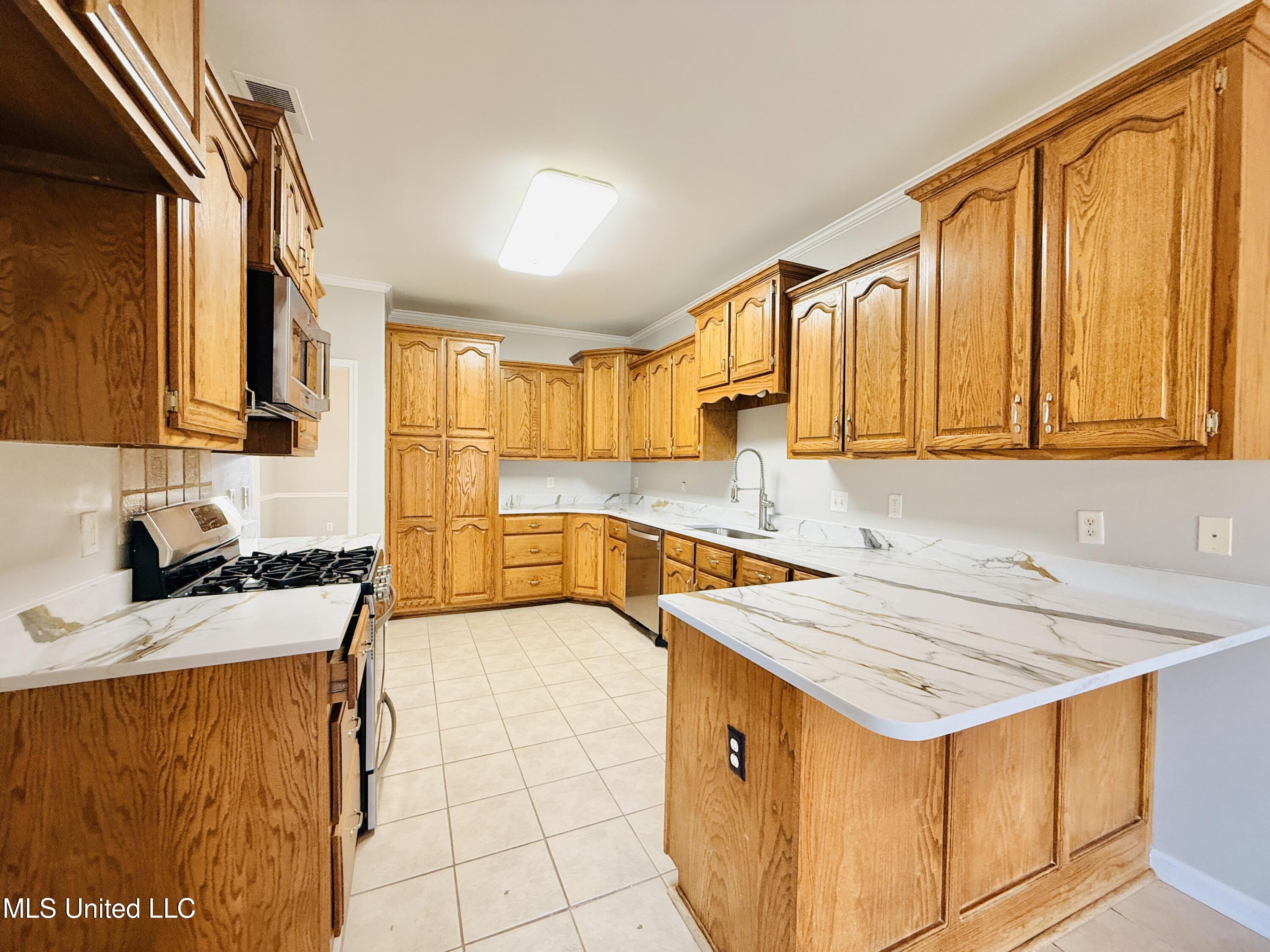 12632 River Bend Drive Property Photo 14
