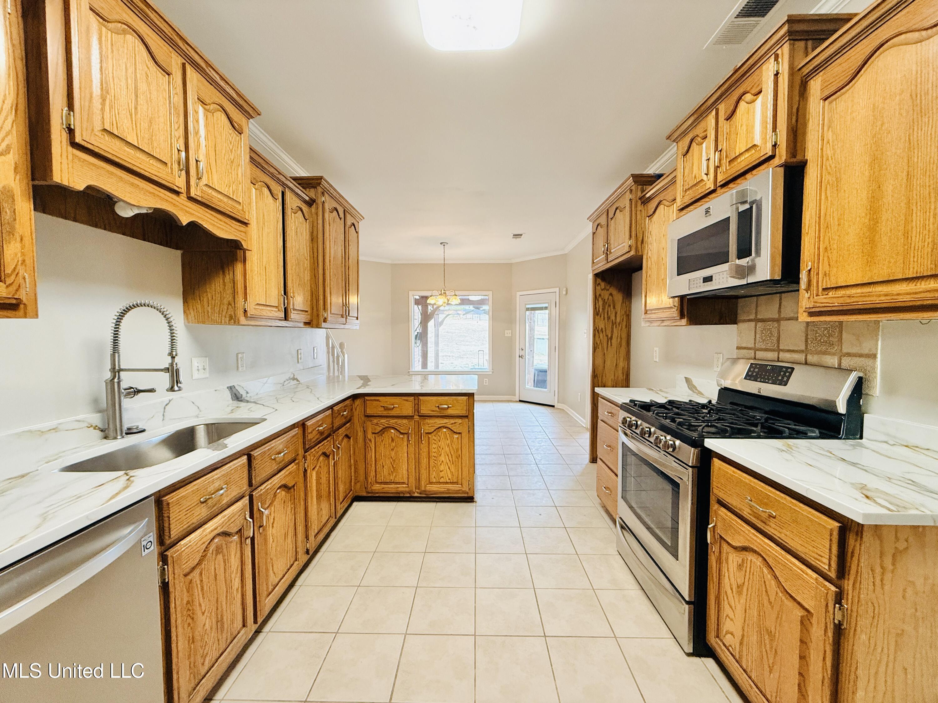 12632 River Bend Drive Property Photo 15