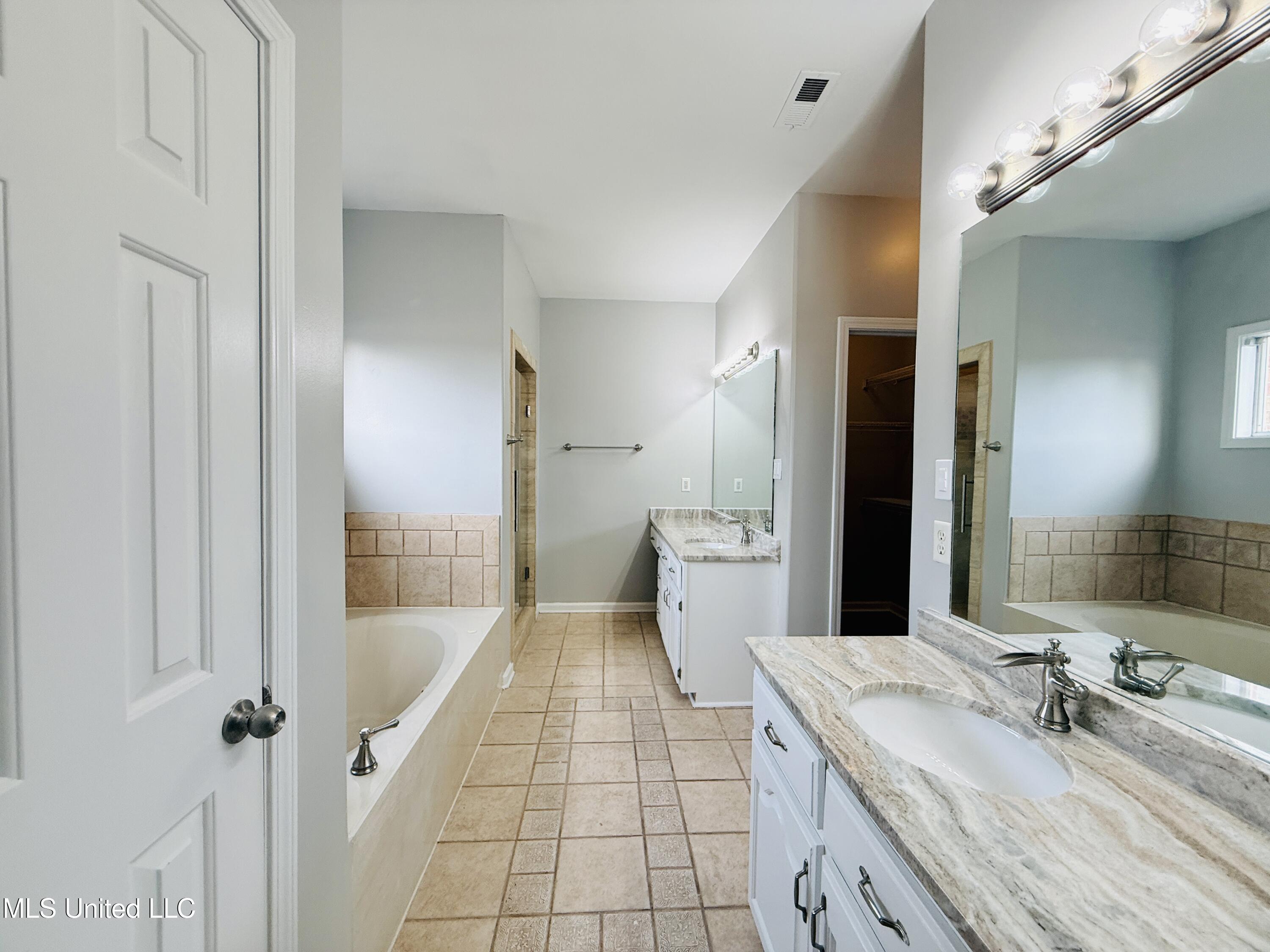 12632 River Bend Drive Property Photo 26