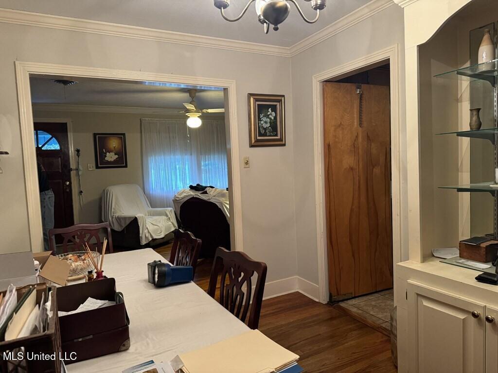 309 Armstrong Street Property Photo 13