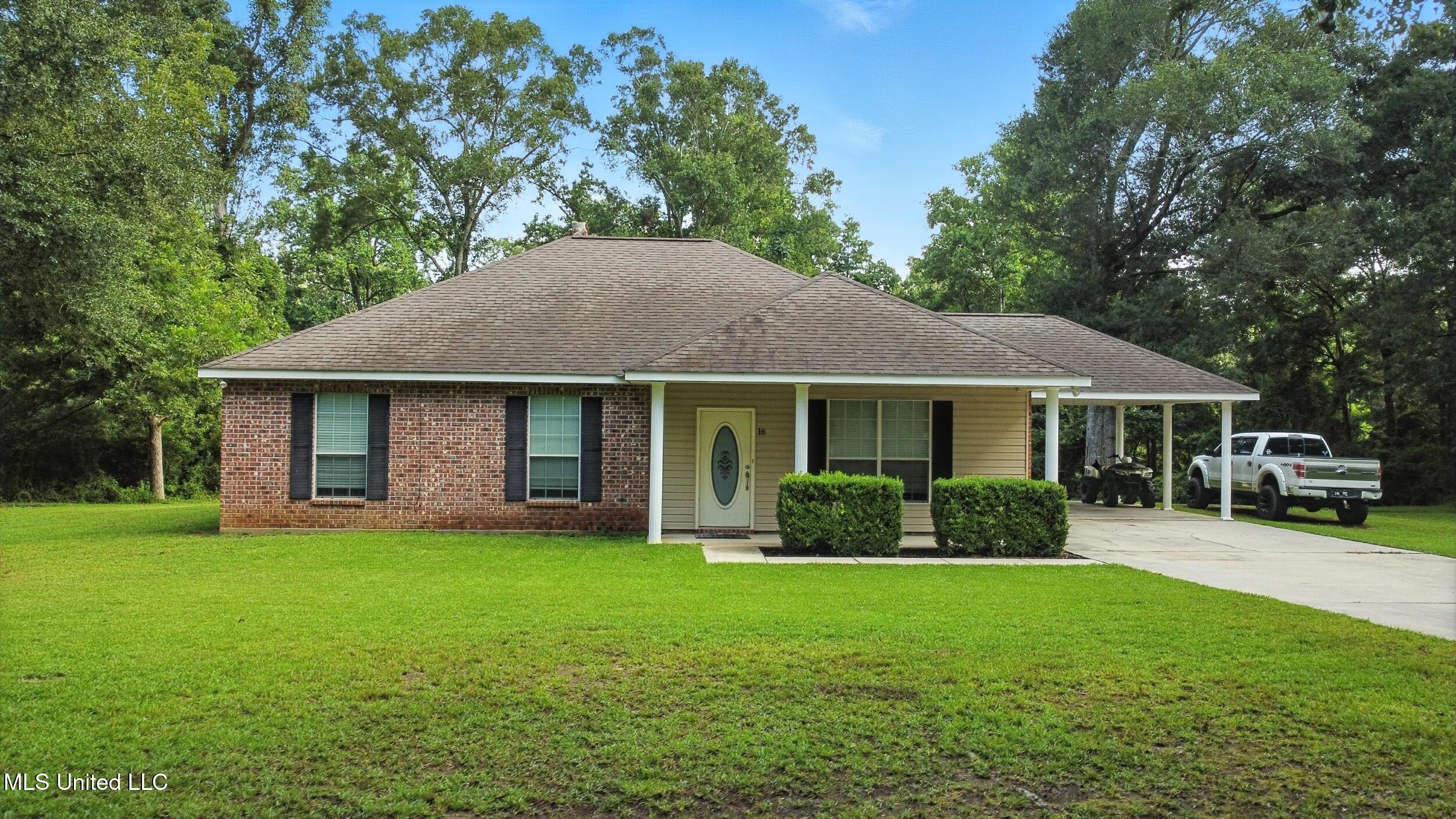 16 Tripp Lane Property Photo 2