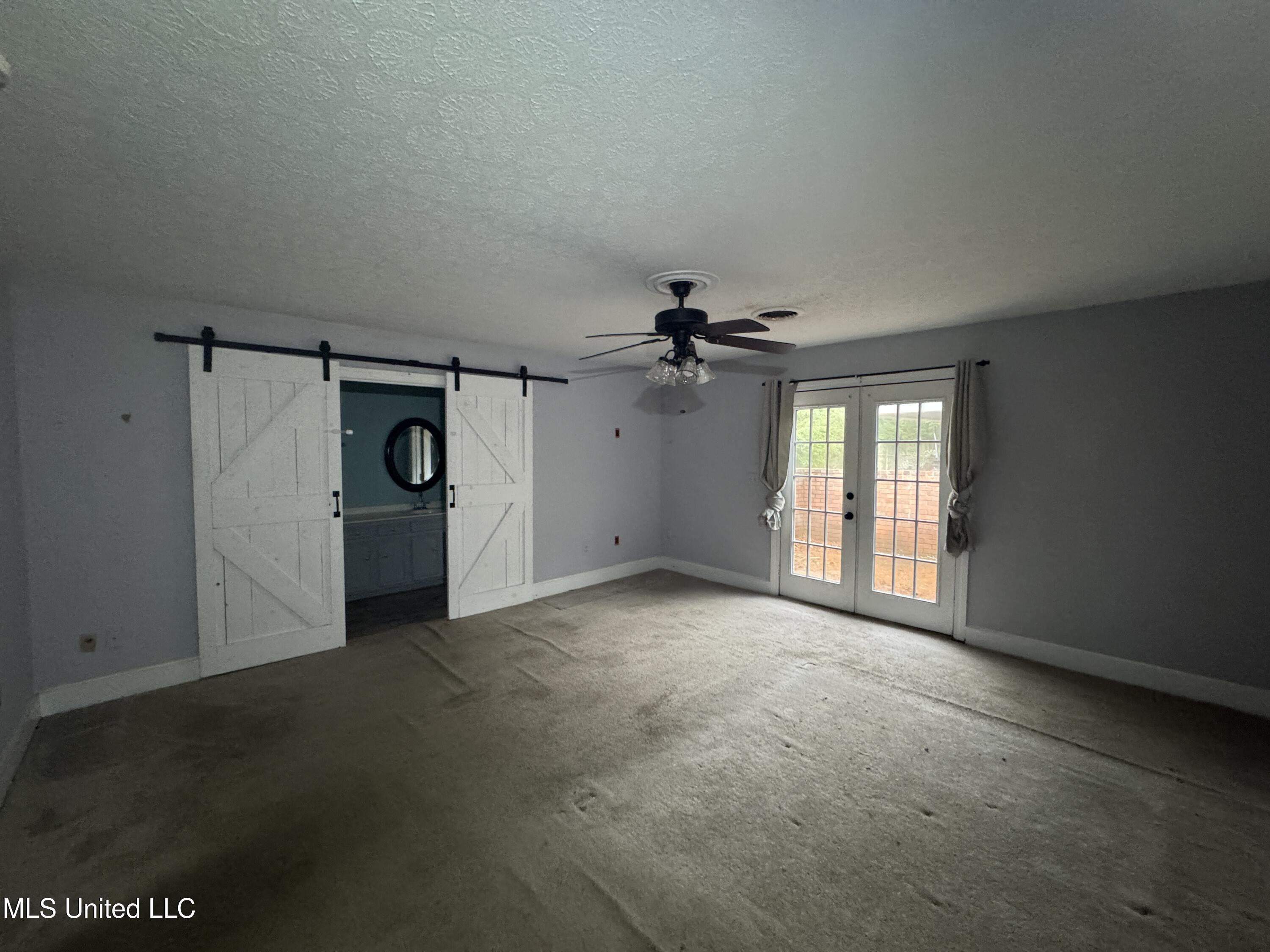 105 Easthaven Drive Property Photo 14