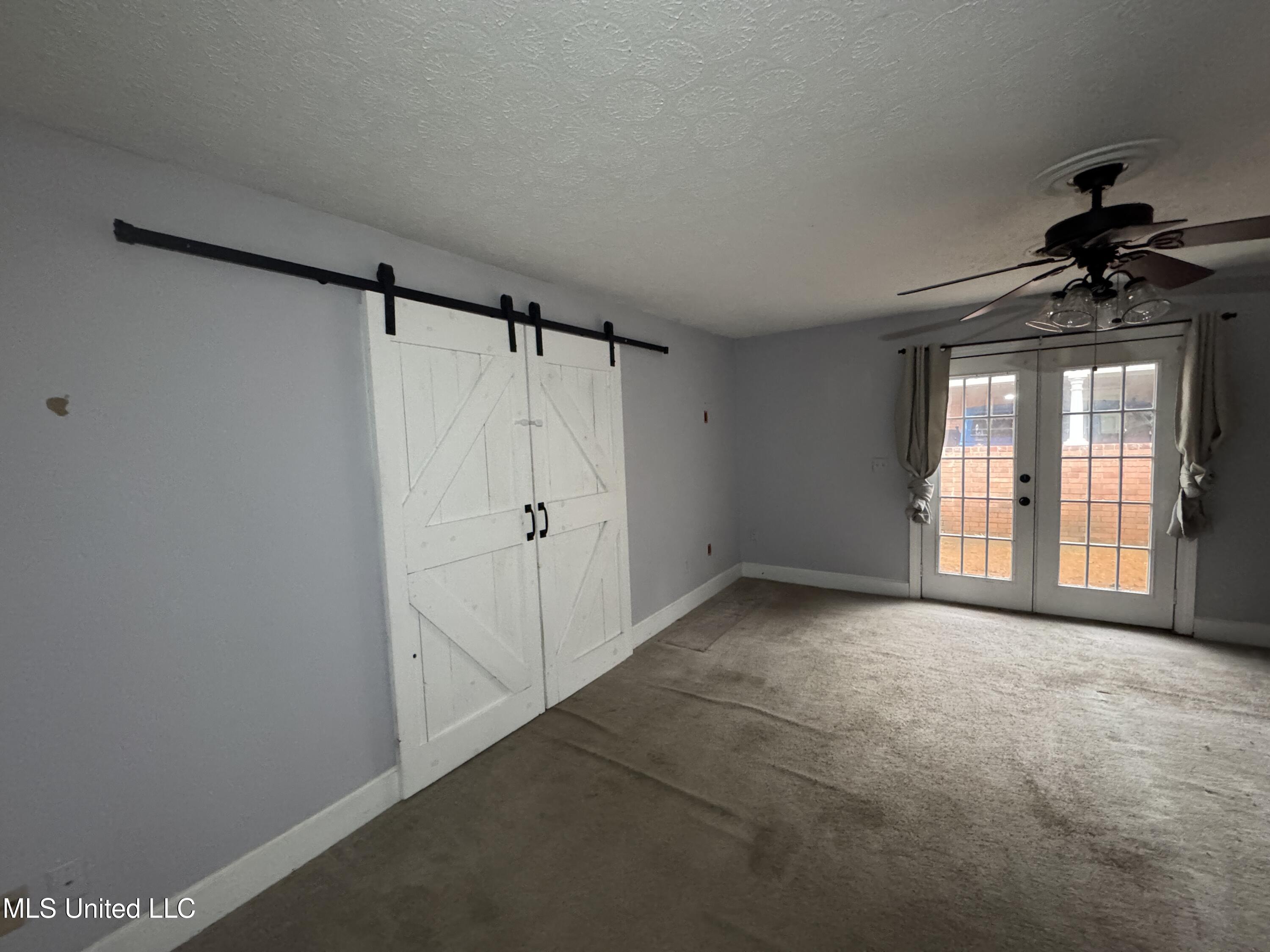 105 Easthaven Drive Property Photo 16
