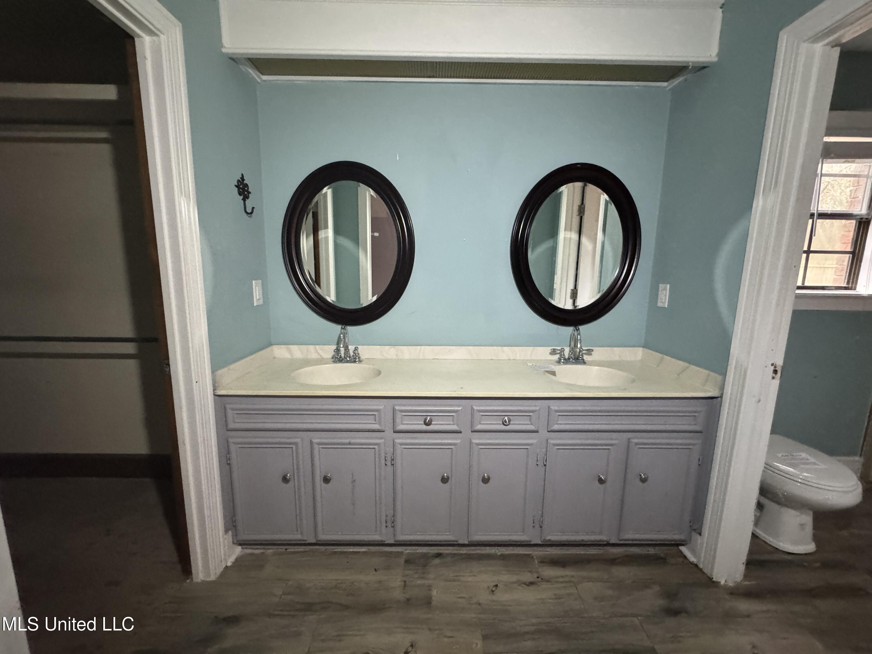 105 Easthaven Drive Property Photo 17