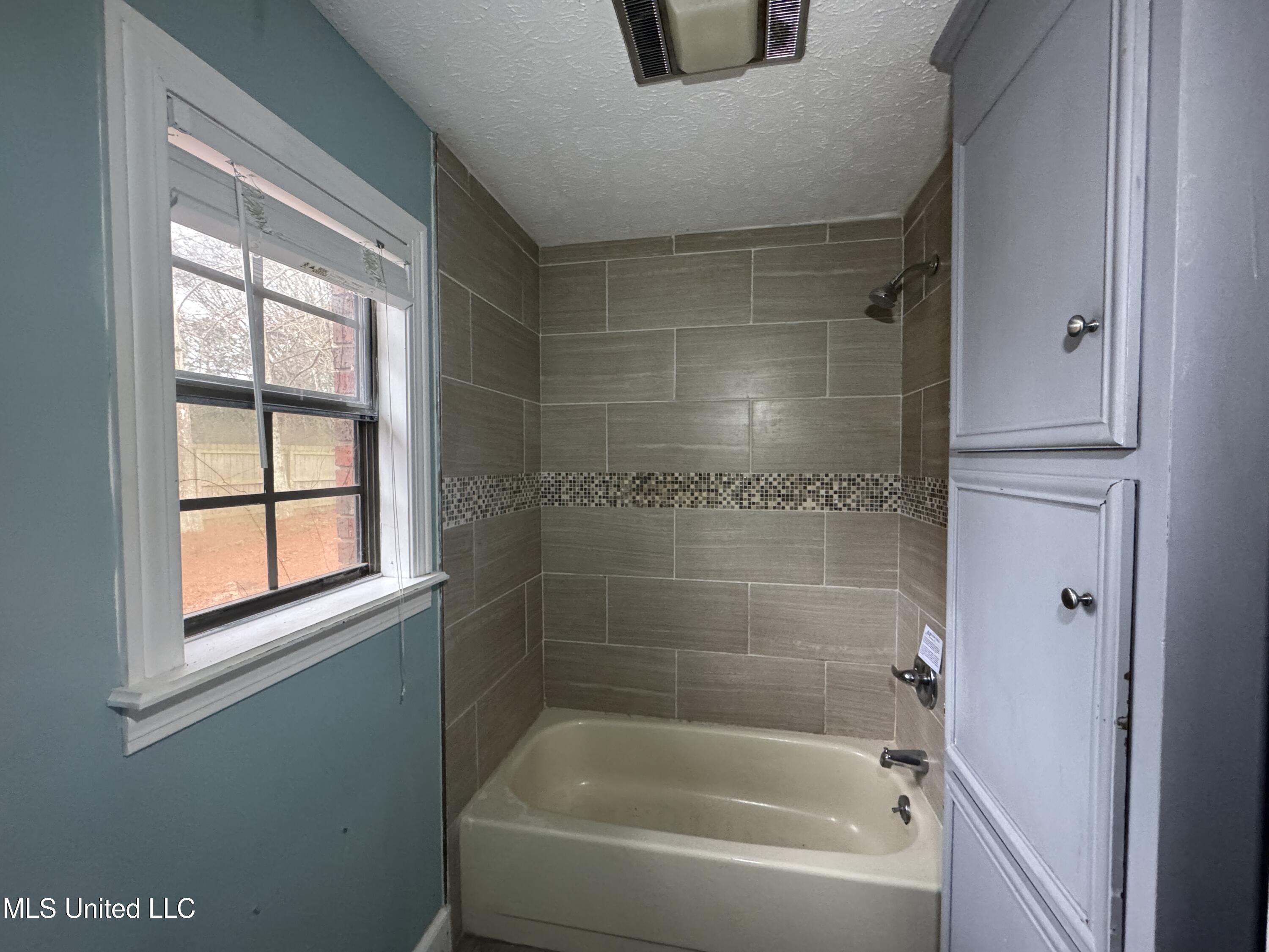 105 Easthaven Drive Property Photo 18