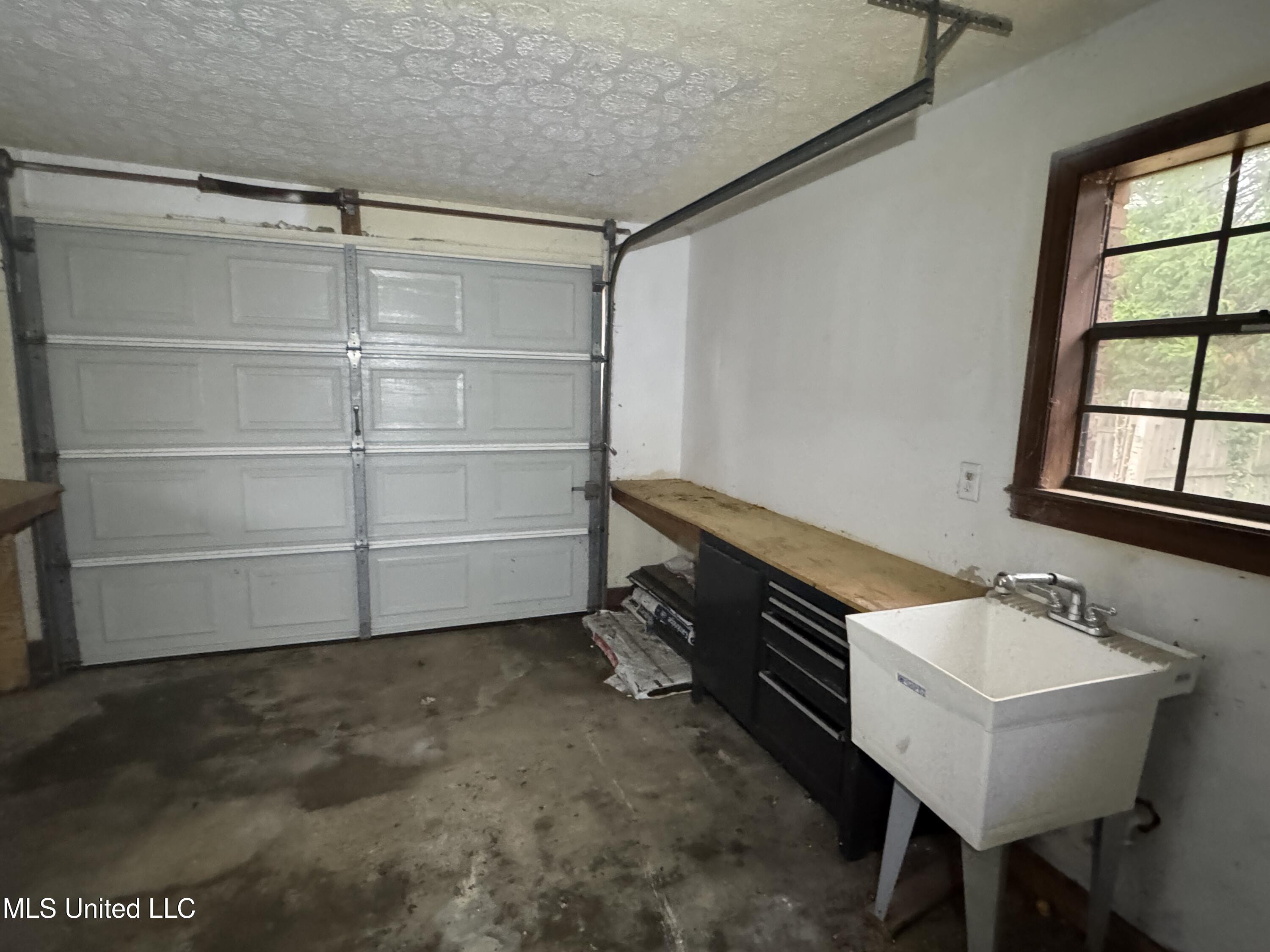 105 Easthaven Drive Property Photo 34