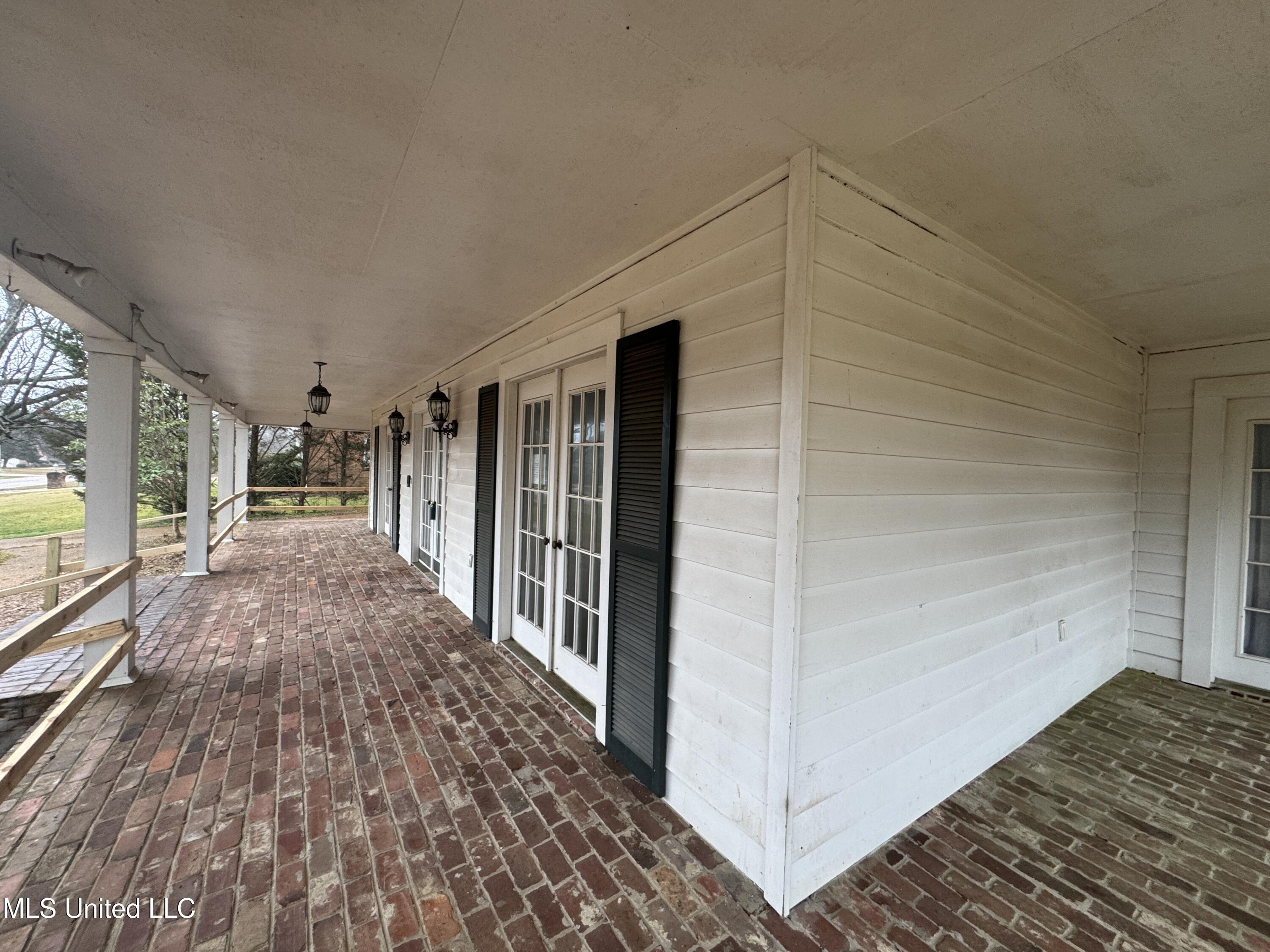 105 Easthaven Drive Property Photo 37