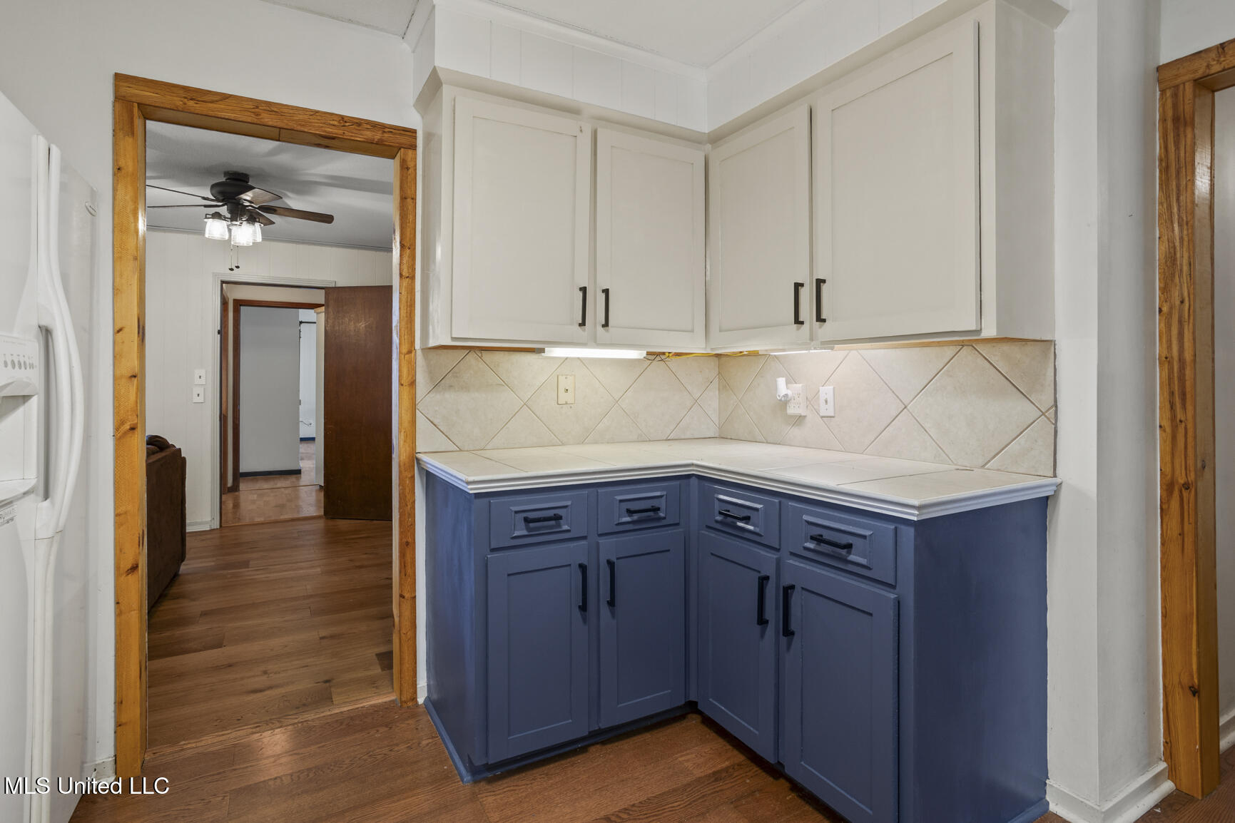 1405 Riverwood Drive Property Photo 11