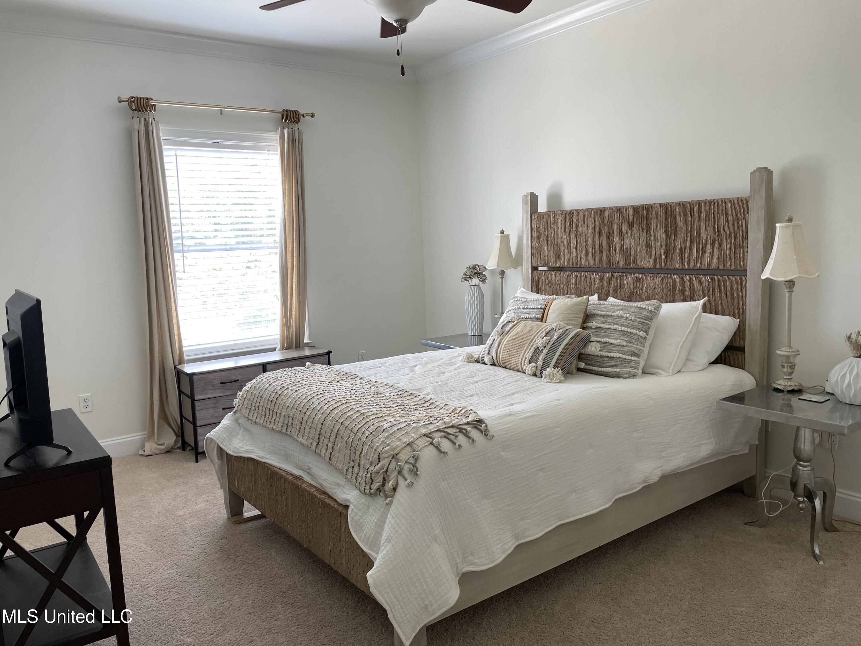 216 Carre Court Property Photo 7