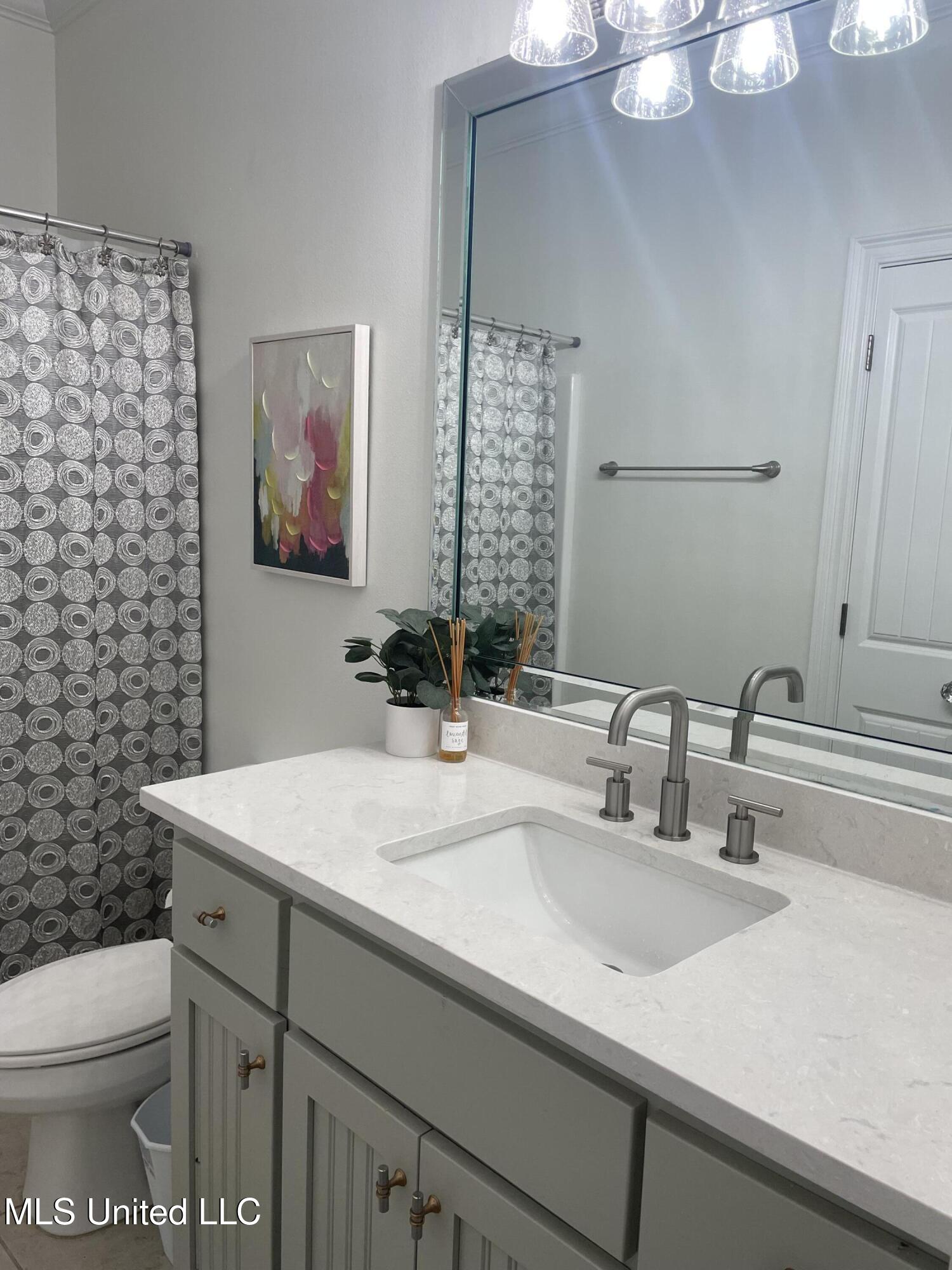 216 Carre Court Property Photo 8