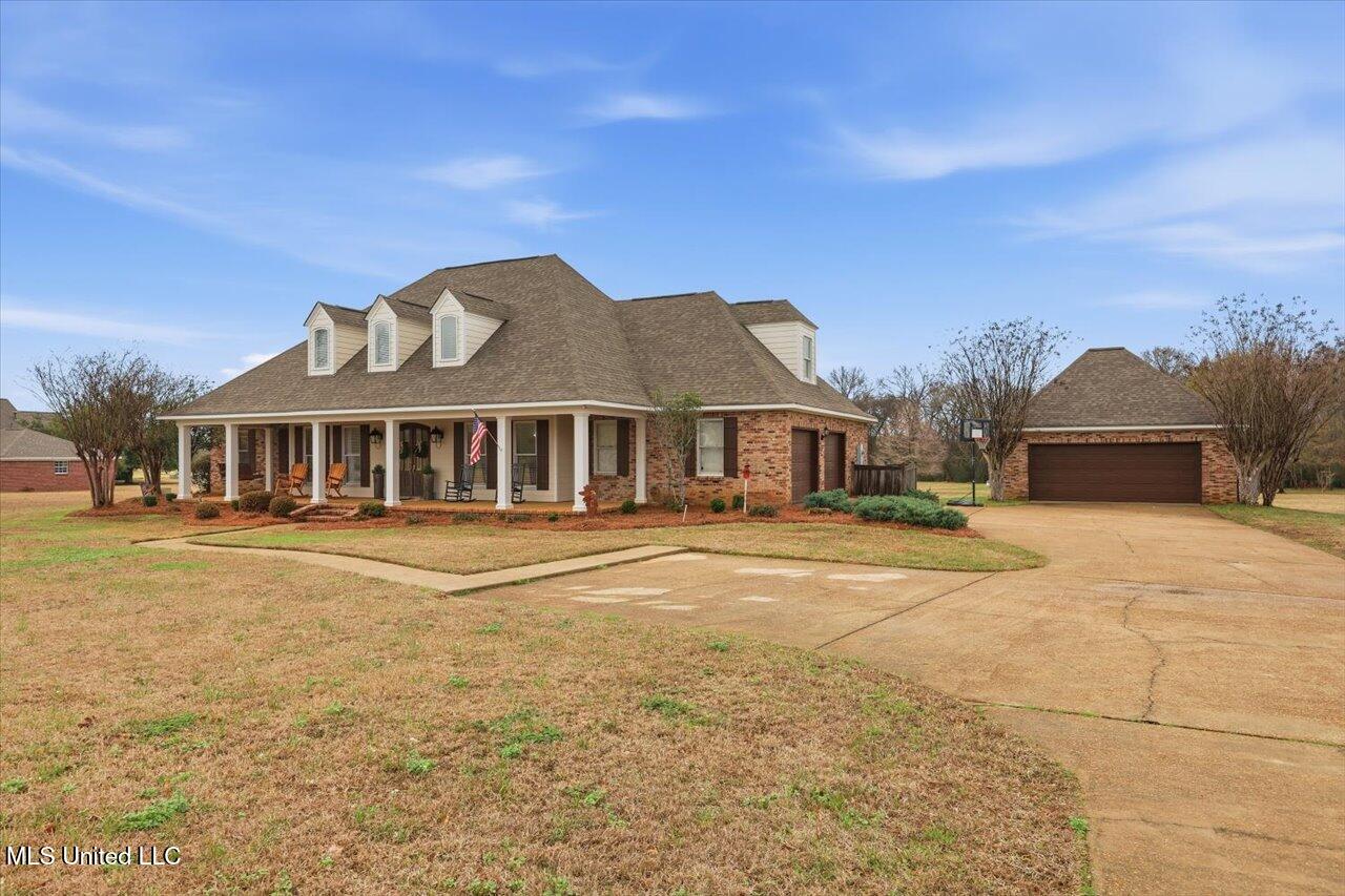 298 Quail Hollow Property Photo 7