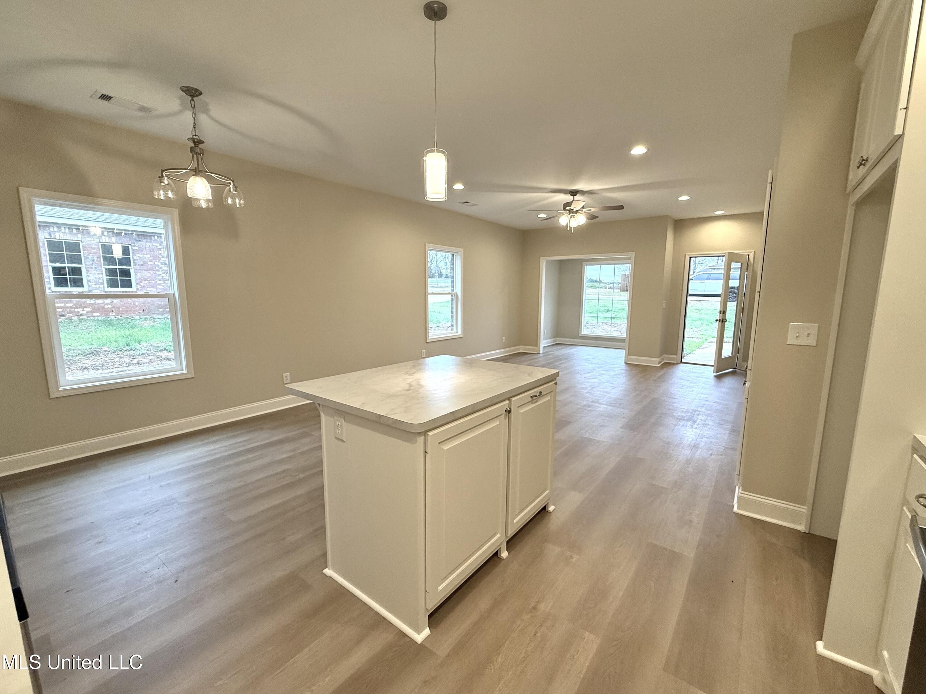 1010 Shiloh Lane Property Photo 5