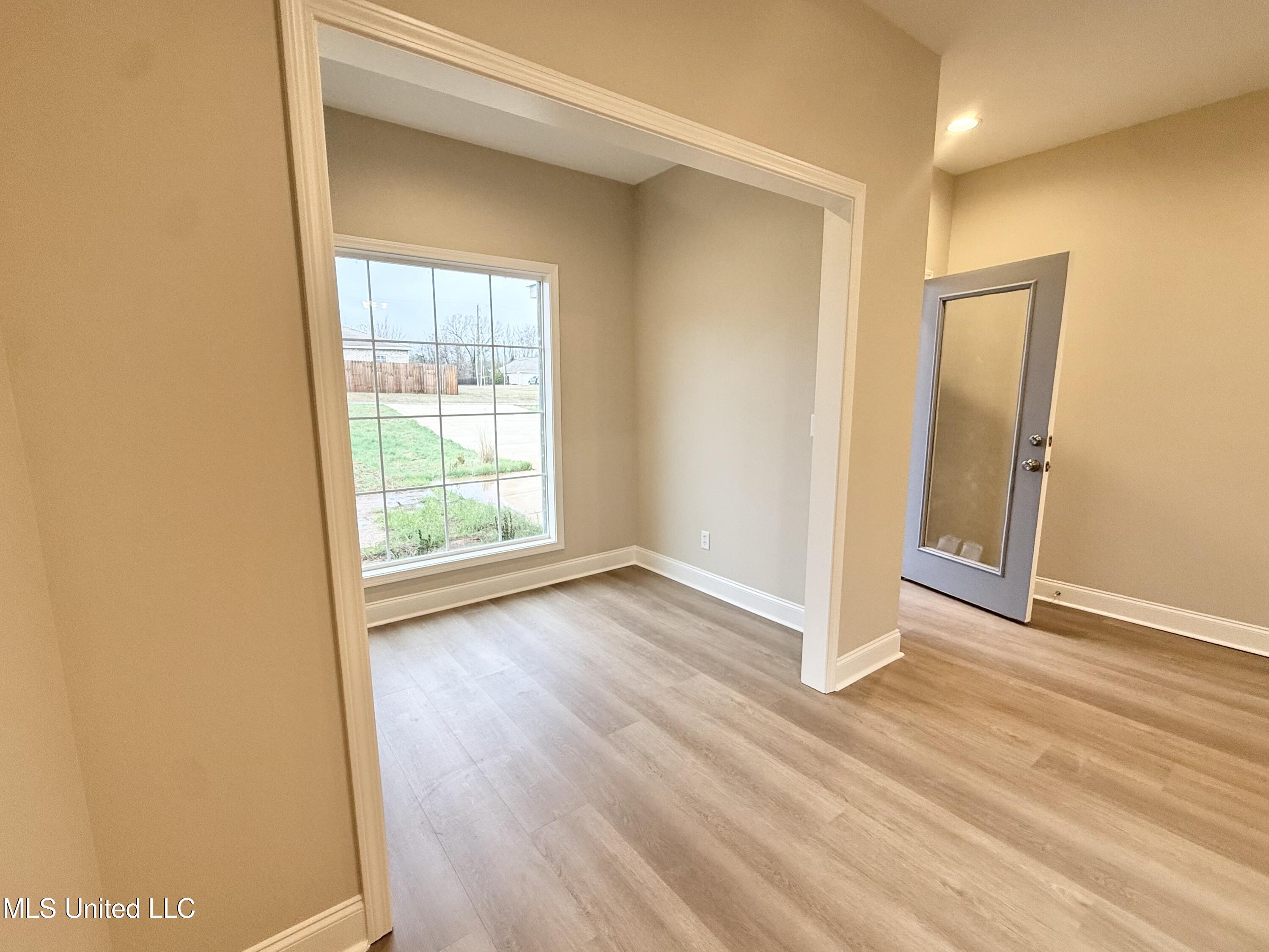 1010 Shiloh Lane Property Photo 6