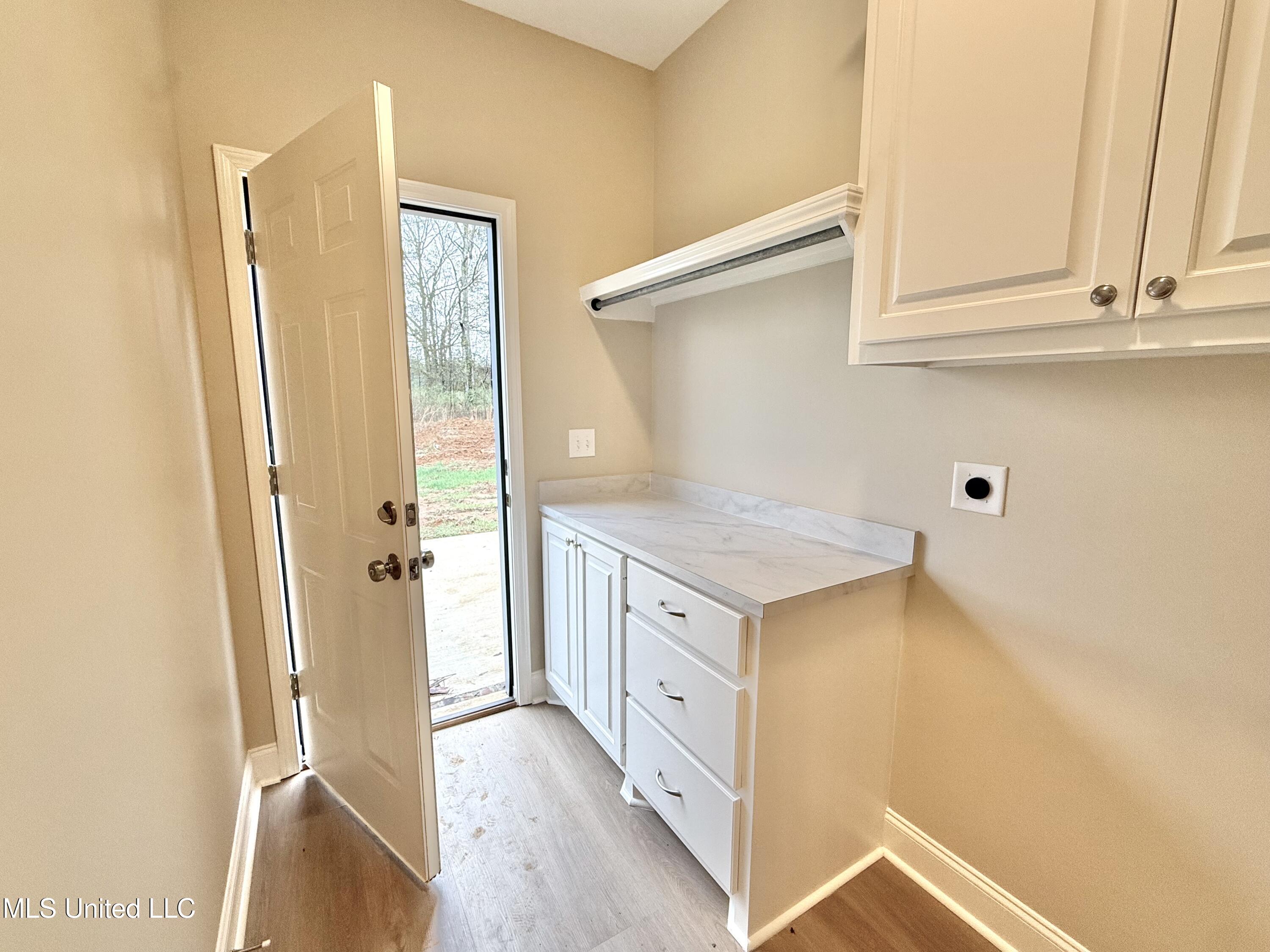 1010 Shiloh Lane Property Photo 11