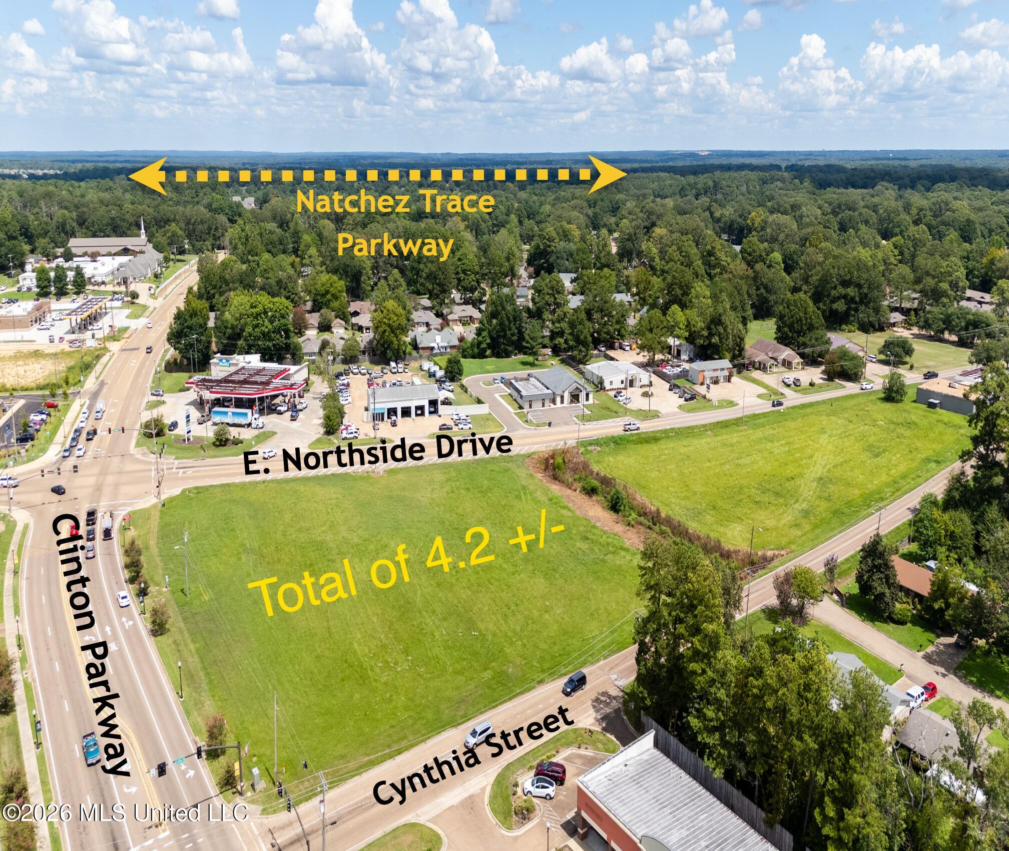000 Clinton Parkway Property Photo 1