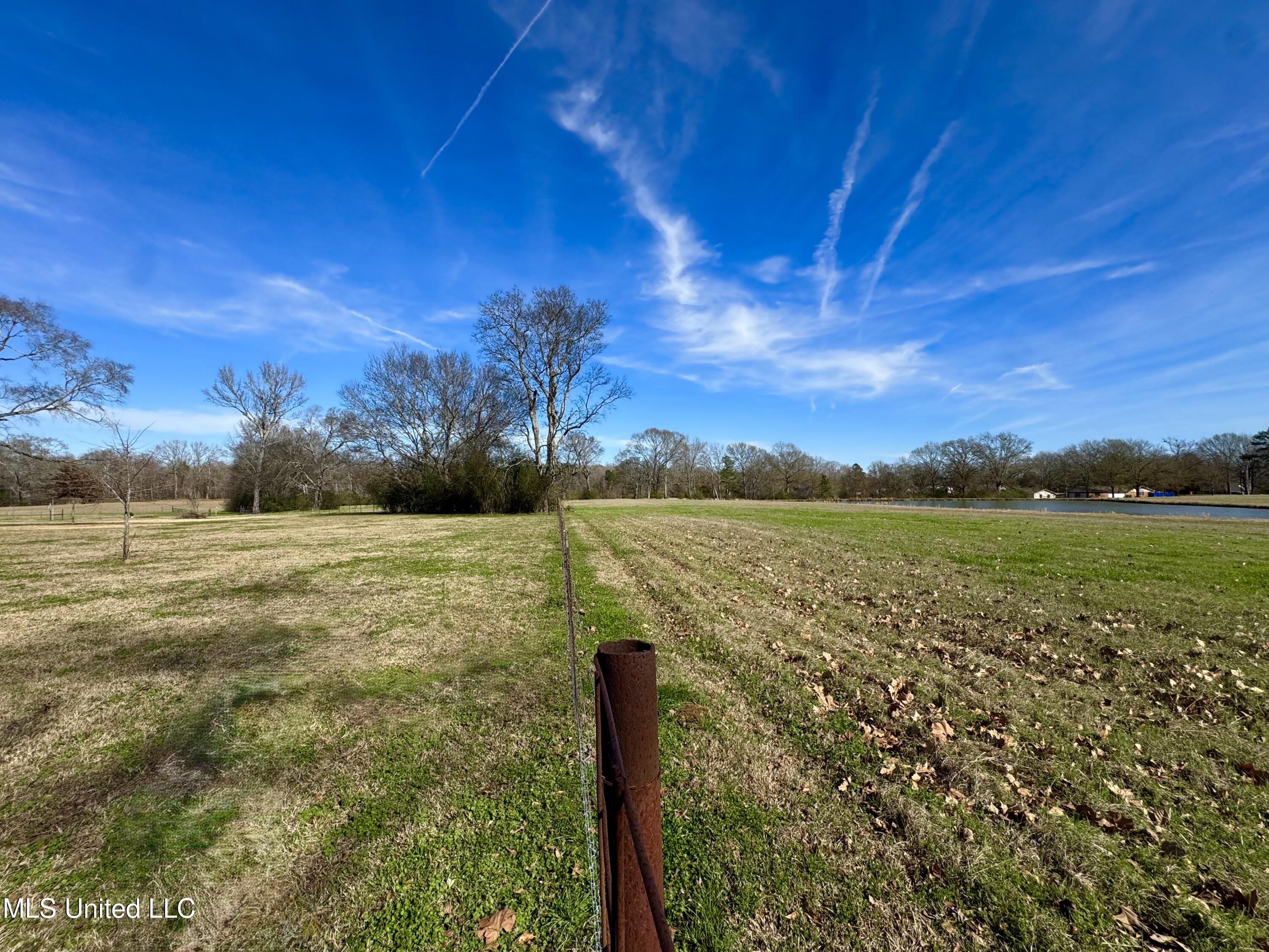 2720 Davis Road Property Photo 31