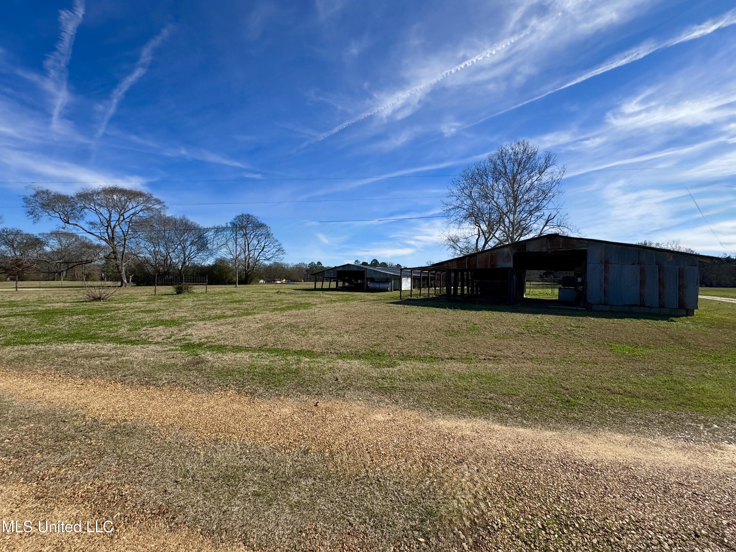 2720 Davis Road Property Photo 36