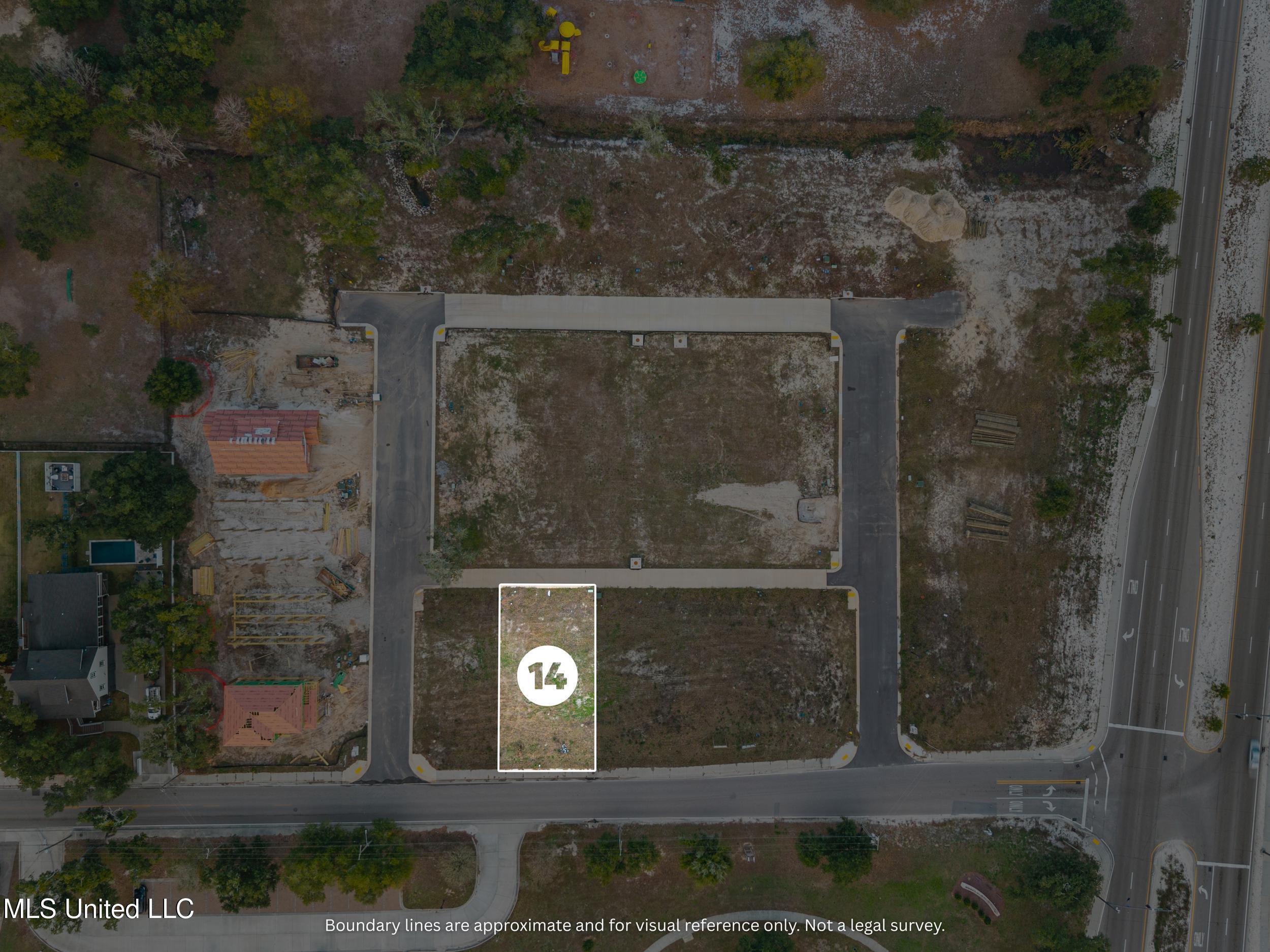 114 Henderson Avenue Property Photo 4