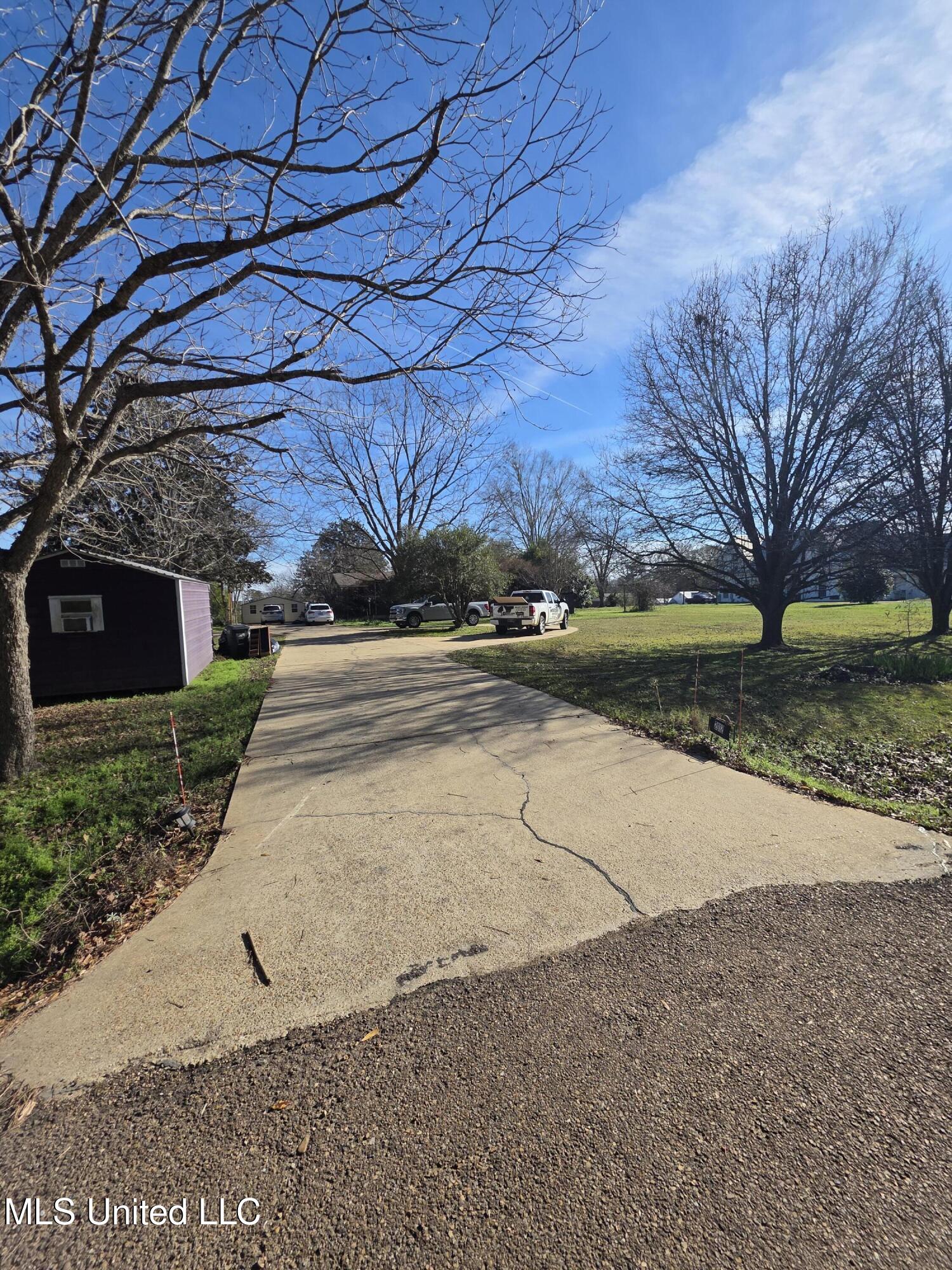 1079 Beech Street Property Photo 12