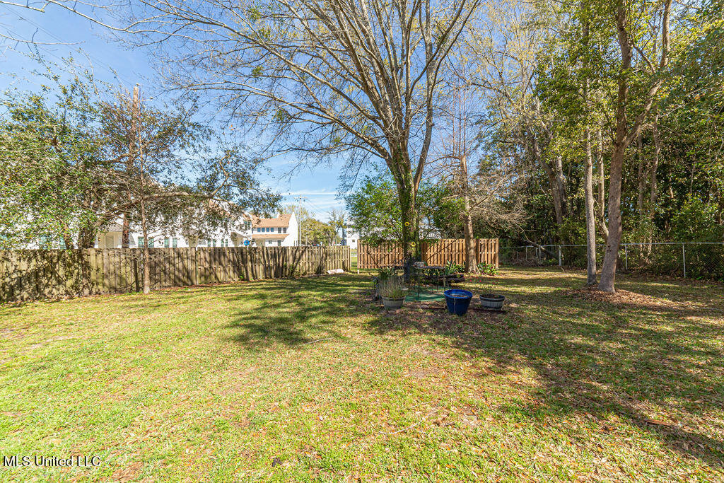114 Menge Avenue Property Photo 49