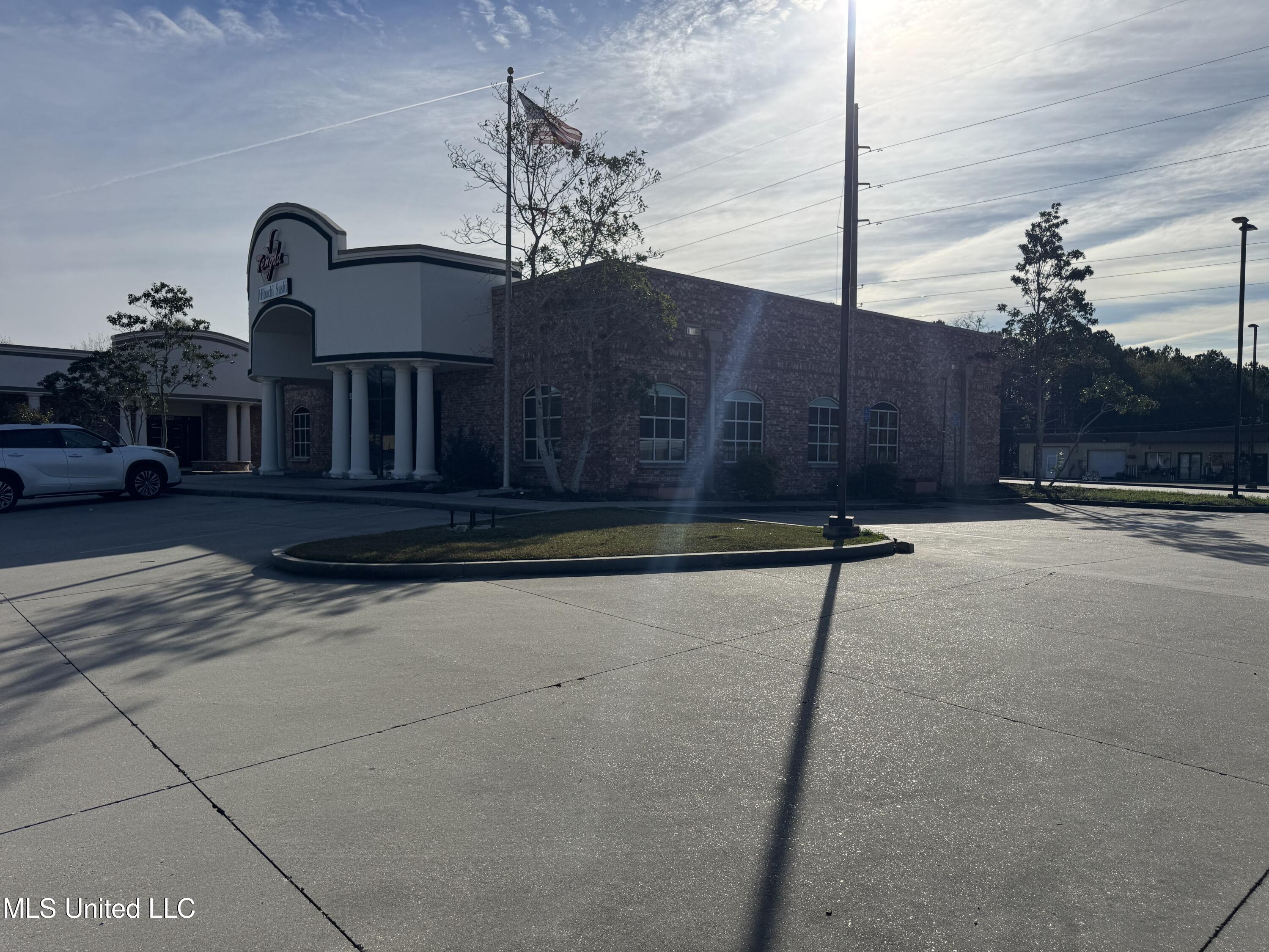 529 Highway 90 Property Photo 7