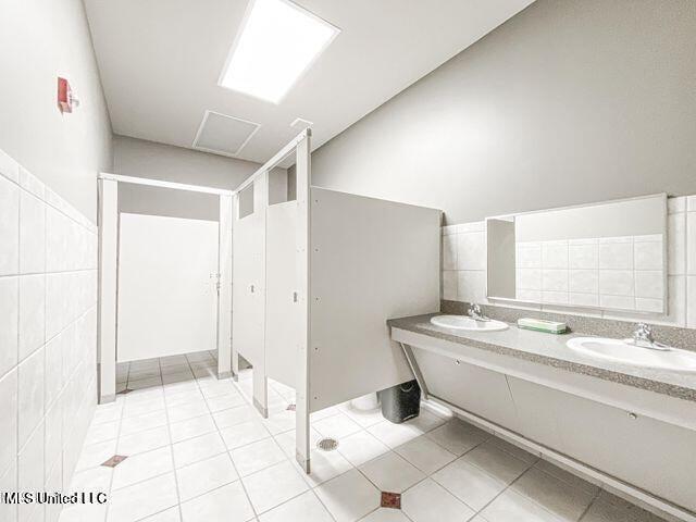 529 Highway 90 Property Photo 12