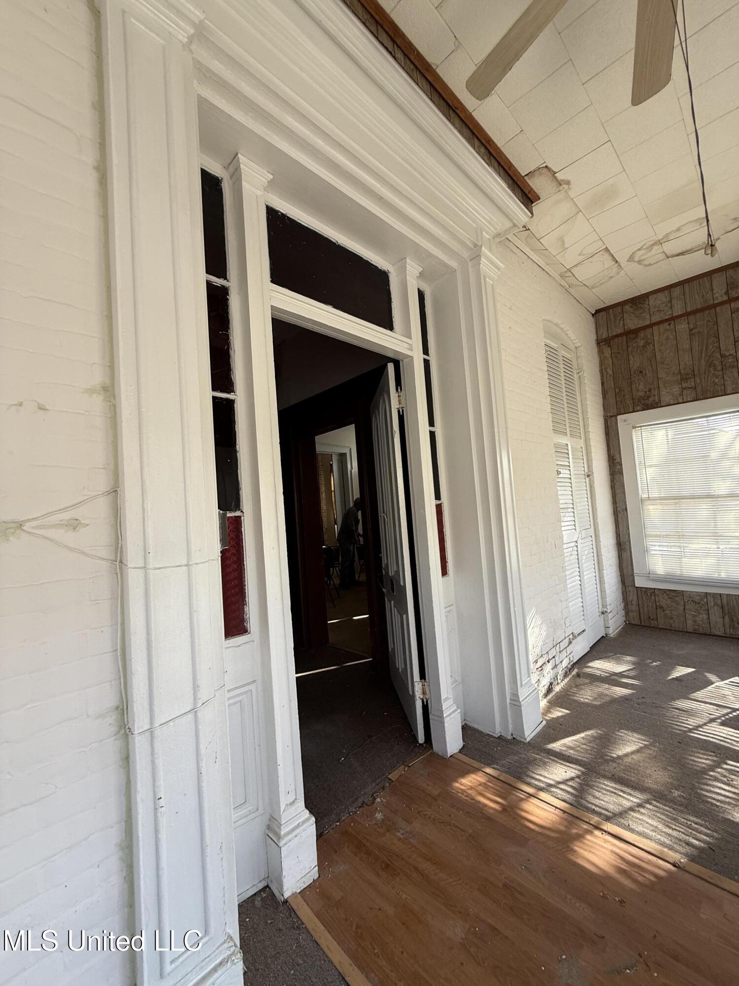 17 Old Devereaux Street Property Photo 11
