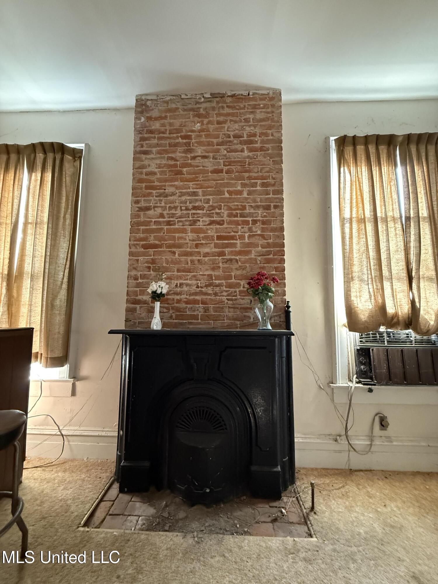 17 Old Devereaux Street Property Photo 16