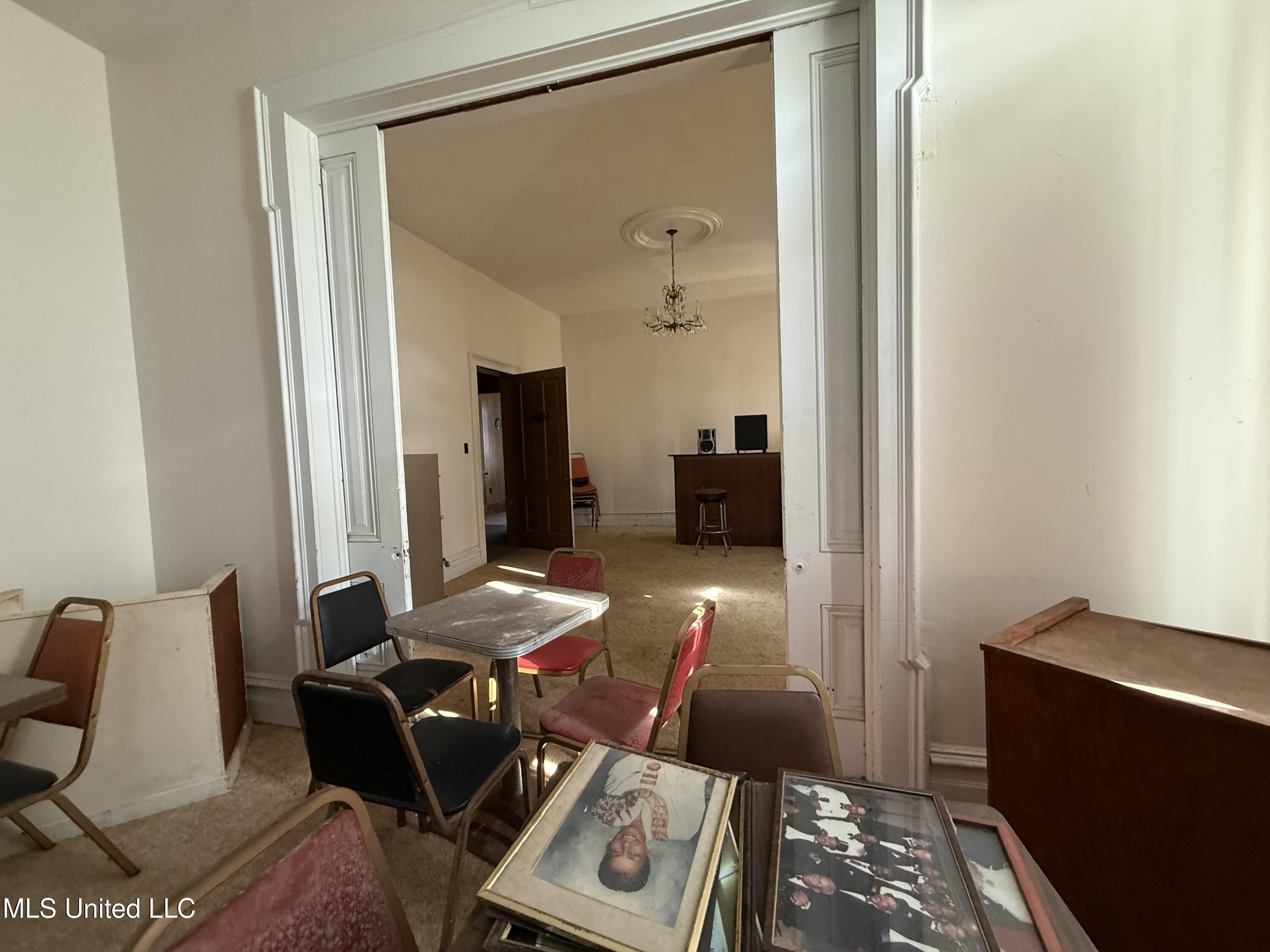 17 Old Devereaux Street Property Photo 21