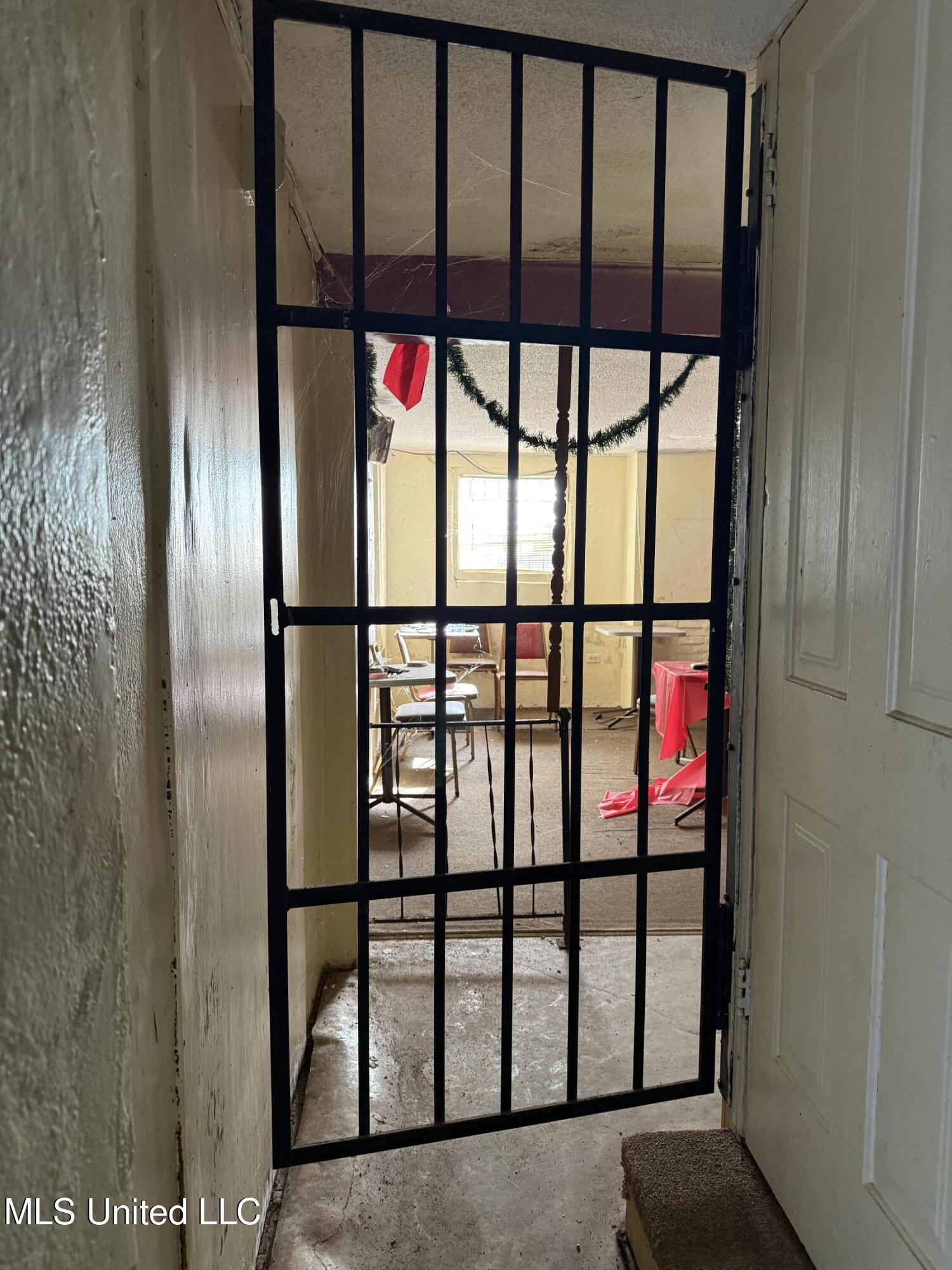 17 Old Devereaux Street Property Photo 26