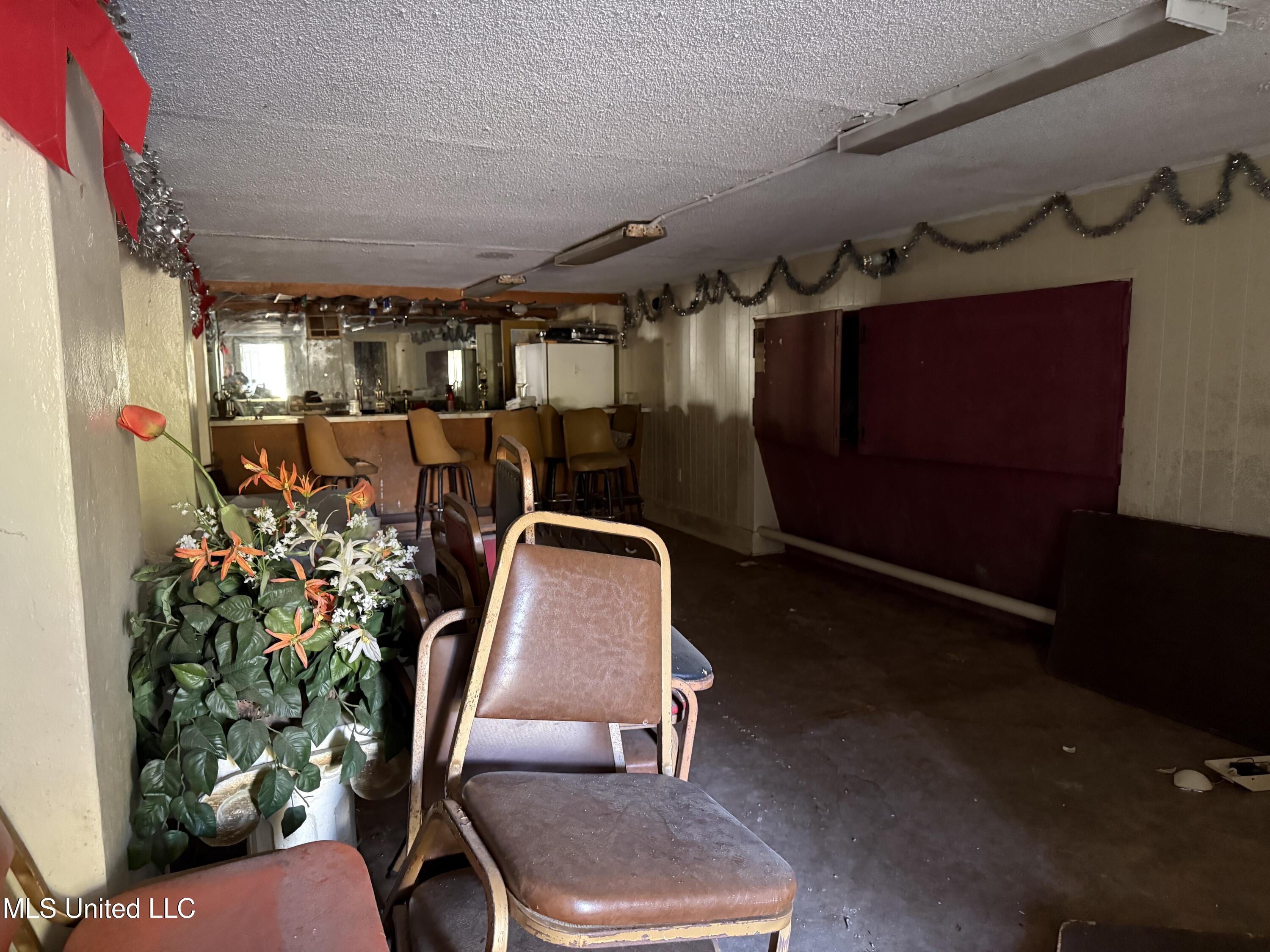 17 Old Devereaux Street Property Photo 28