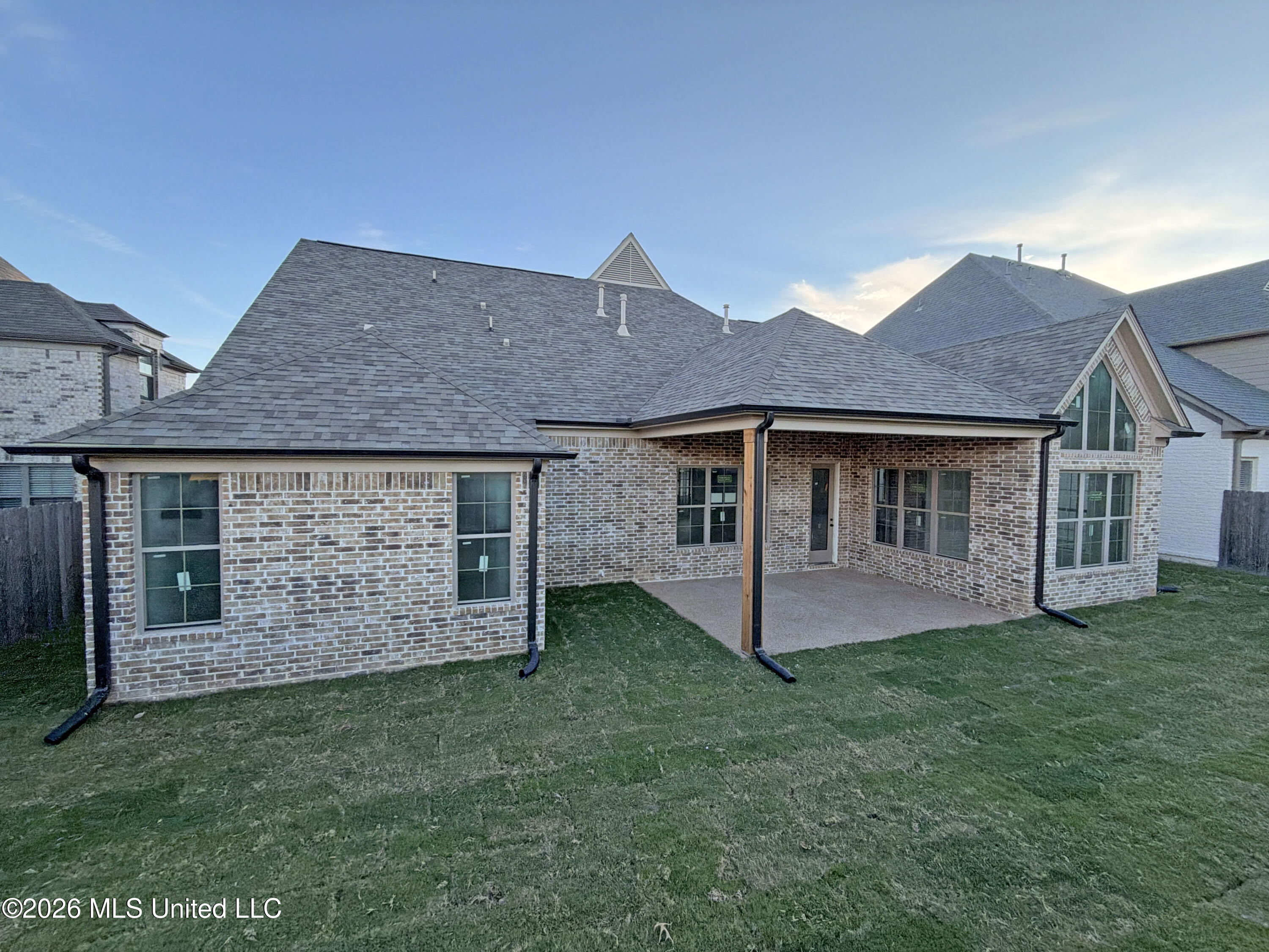 8026 Old Addison Drive Property Photo 2
