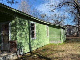 319 Nichols Avenue Property Photo 1