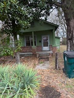 319 Nichols Avenue Property Photo 3