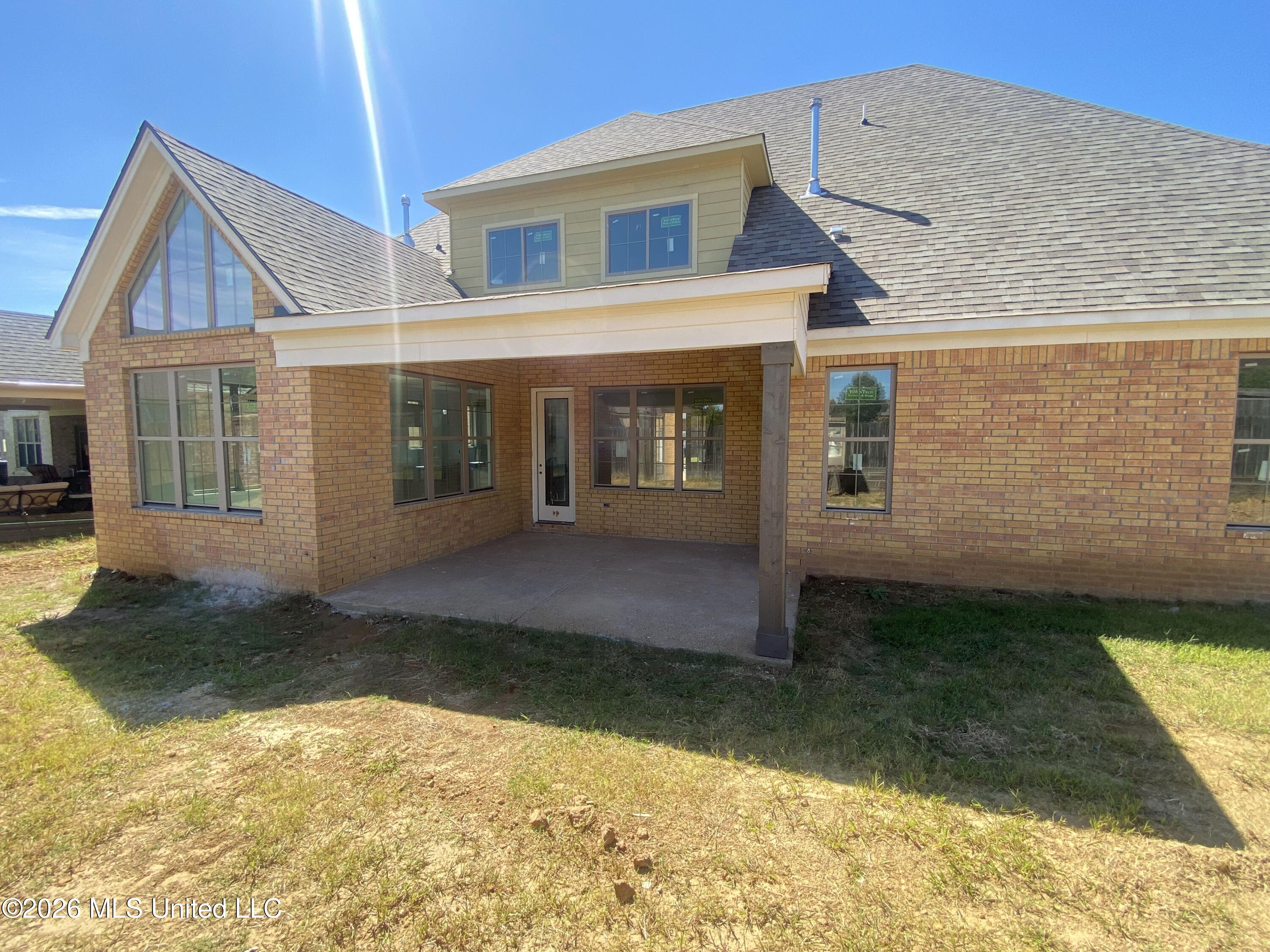 8046 Old Addison Drive Property Photo 2