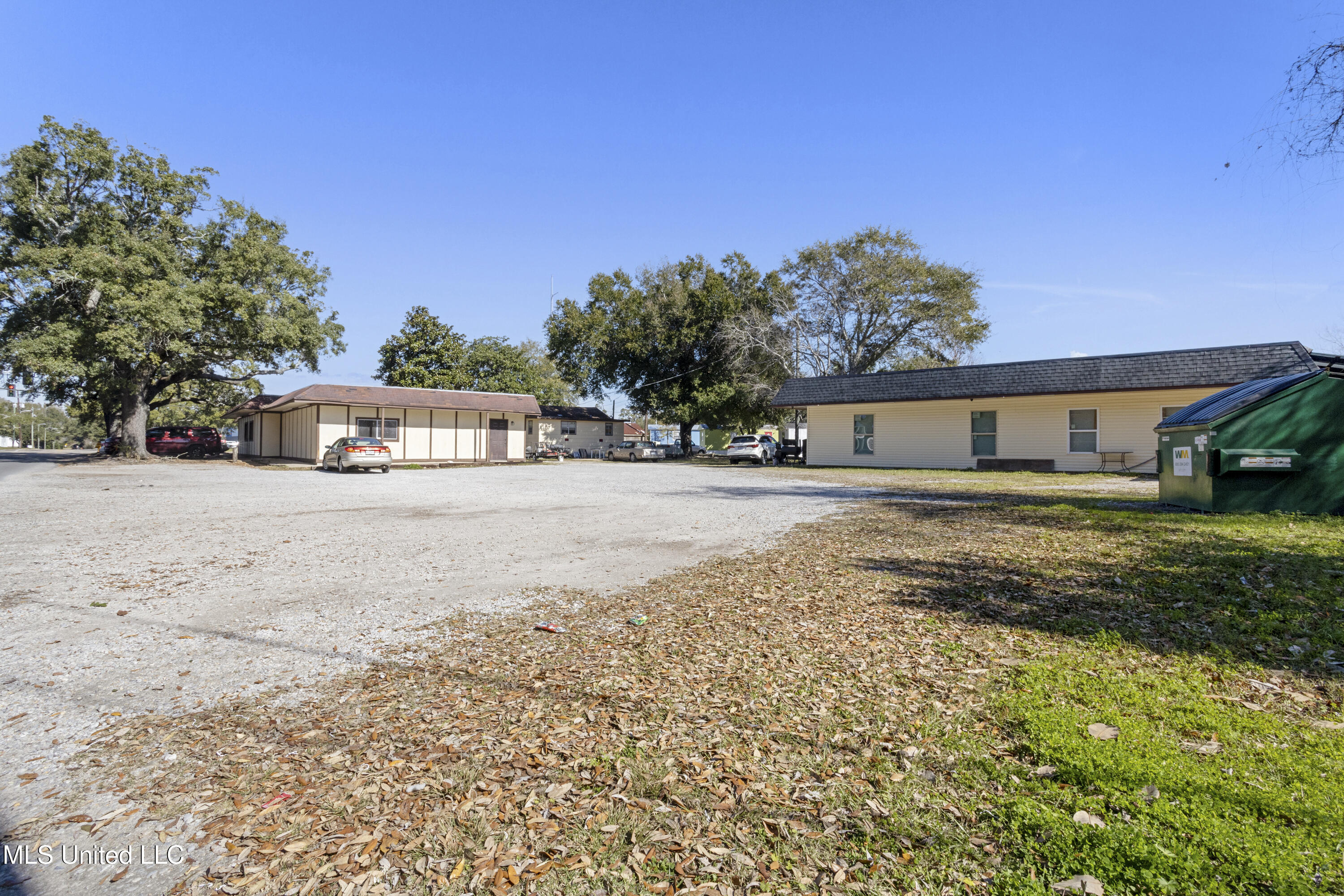2061 Pass Road Property Photo 5