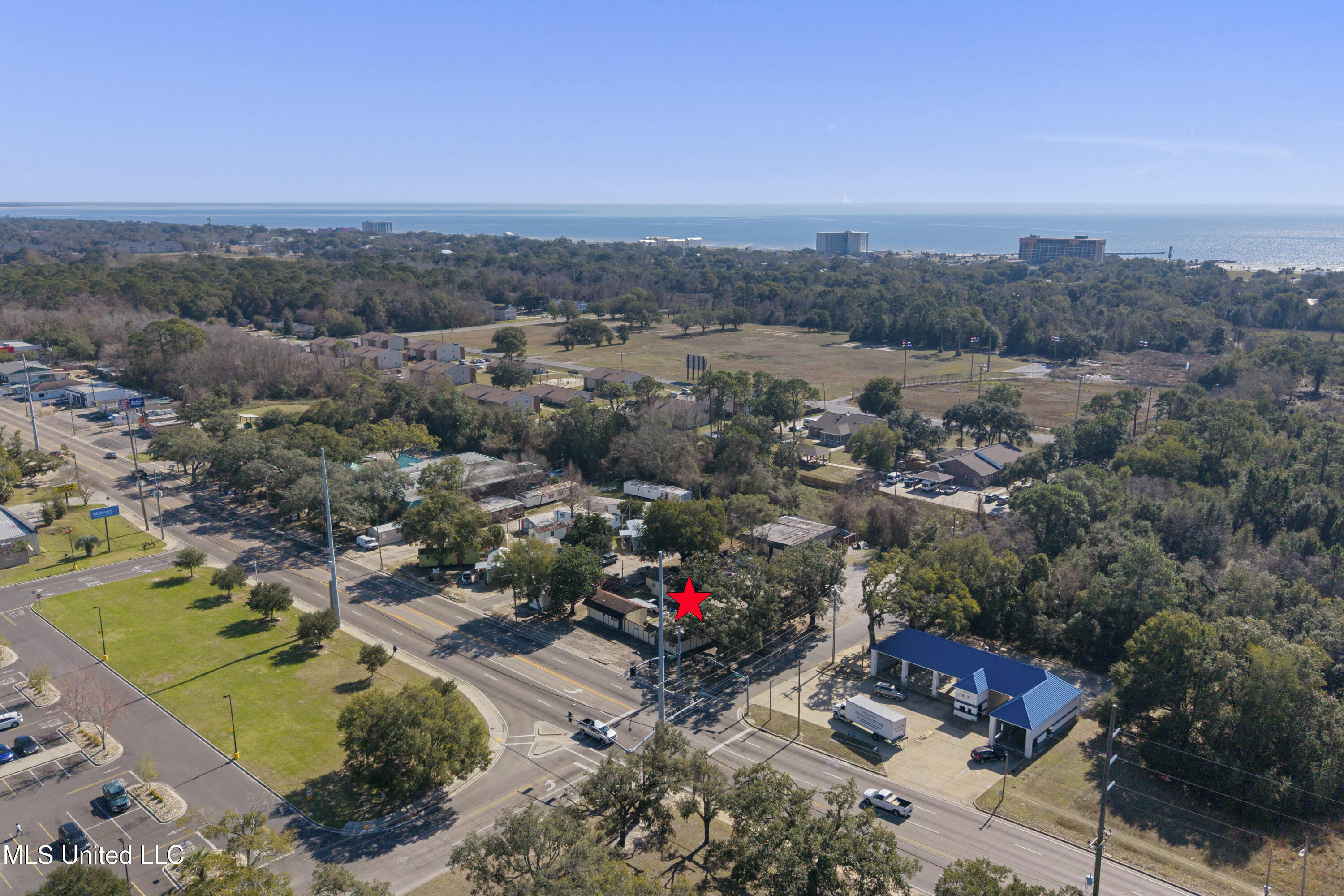 2061 Pass Road Property Photo 9