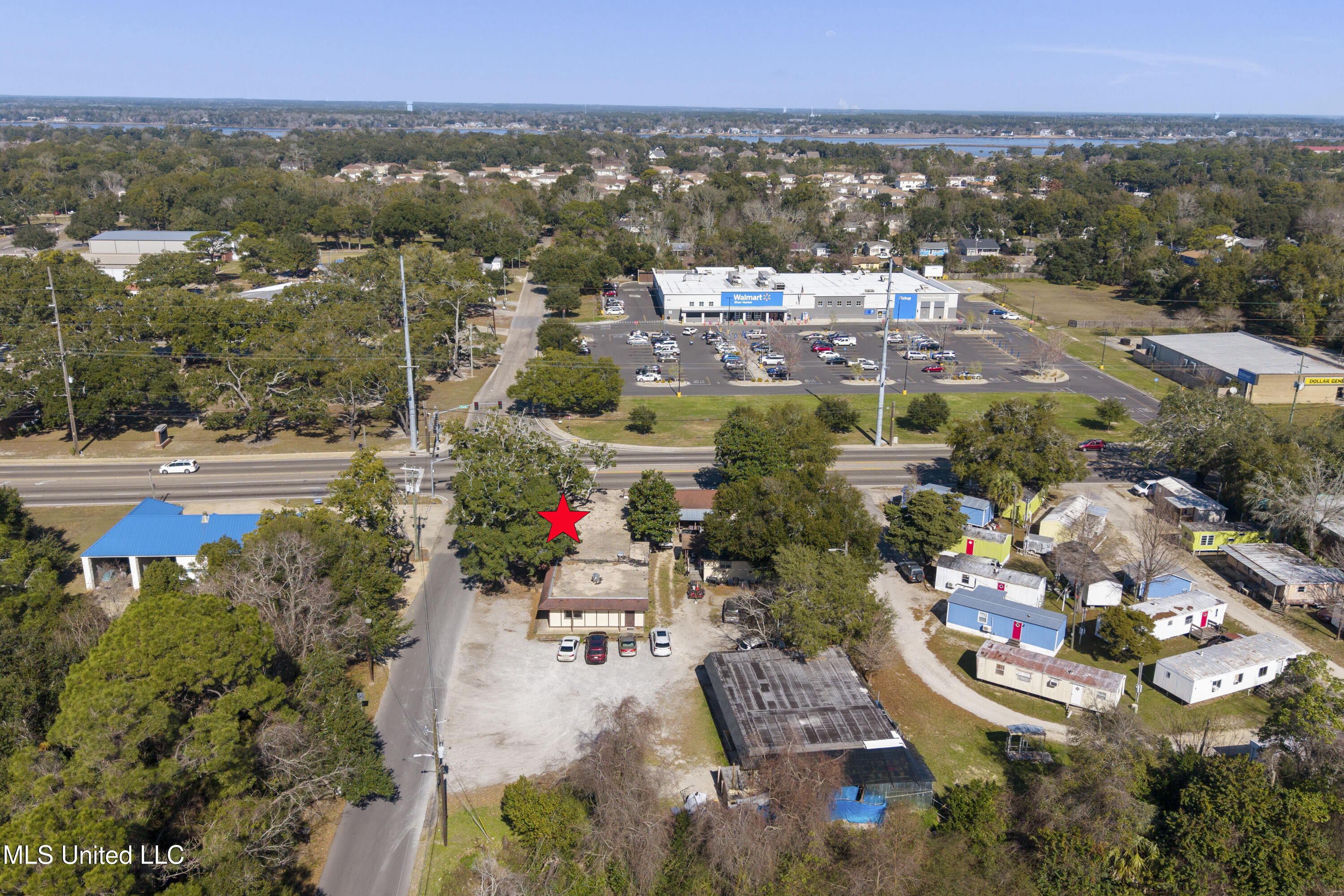 2061 Pass Road Property Photo 10