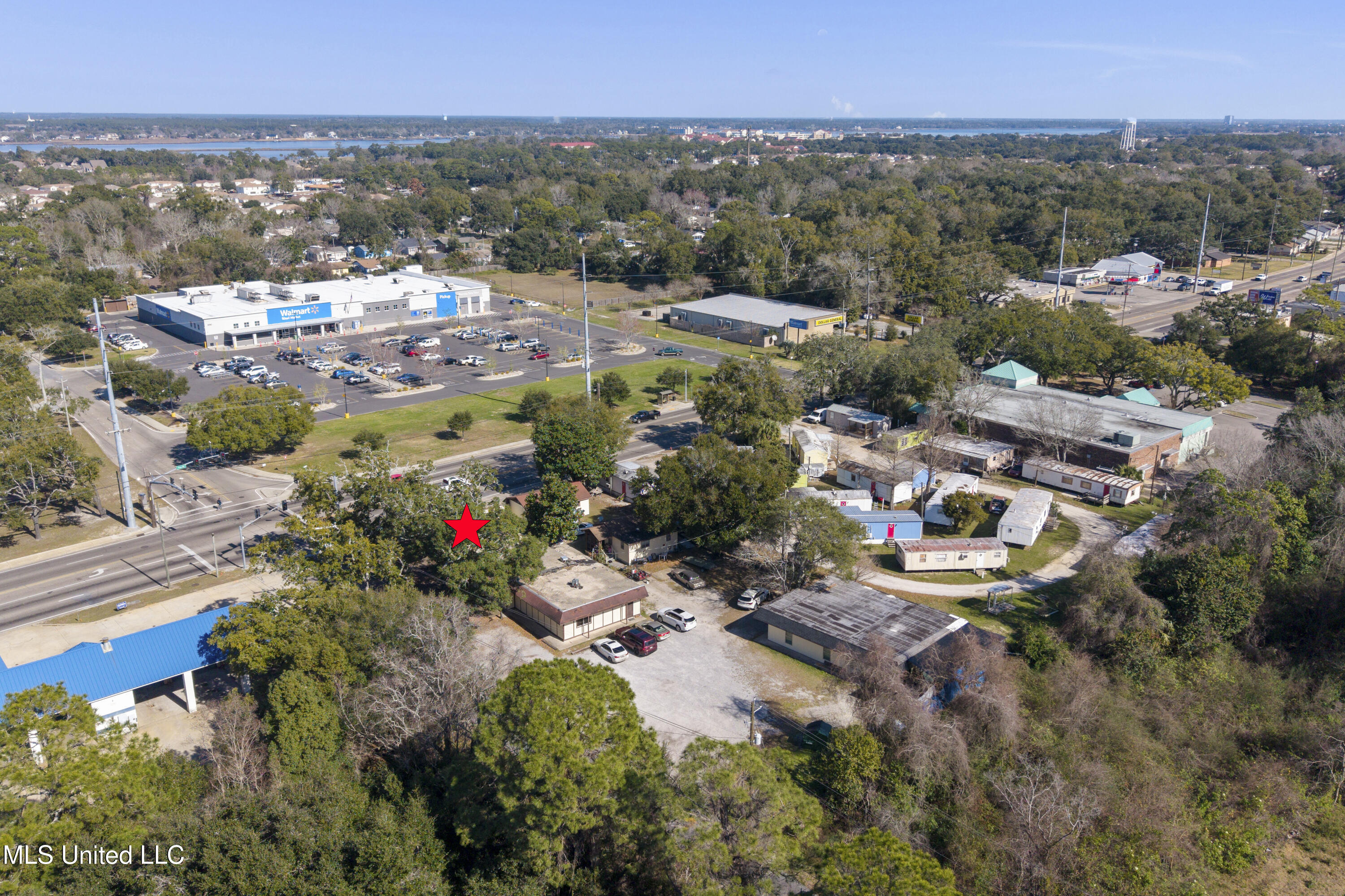 2061 Pass Road Property Photo 12