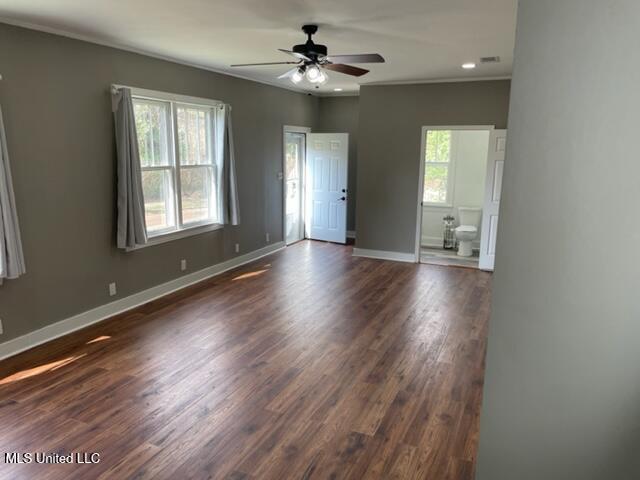 1013 Main Street Property Photo 6