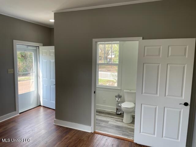 1013 Main Street Property Photo 8
