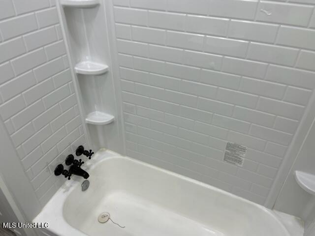 1013 Main Street Property Photo 19
