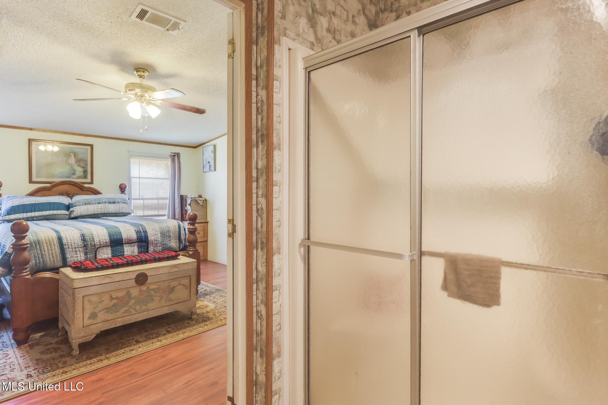 14225 Old Highway 67 Property Photo 15