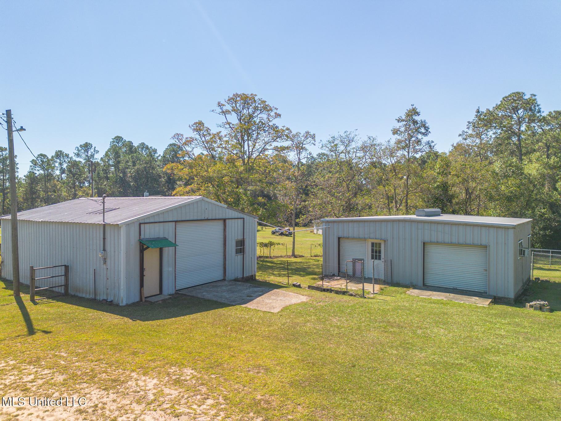 14225 Old Highway 67 Property Photo 22