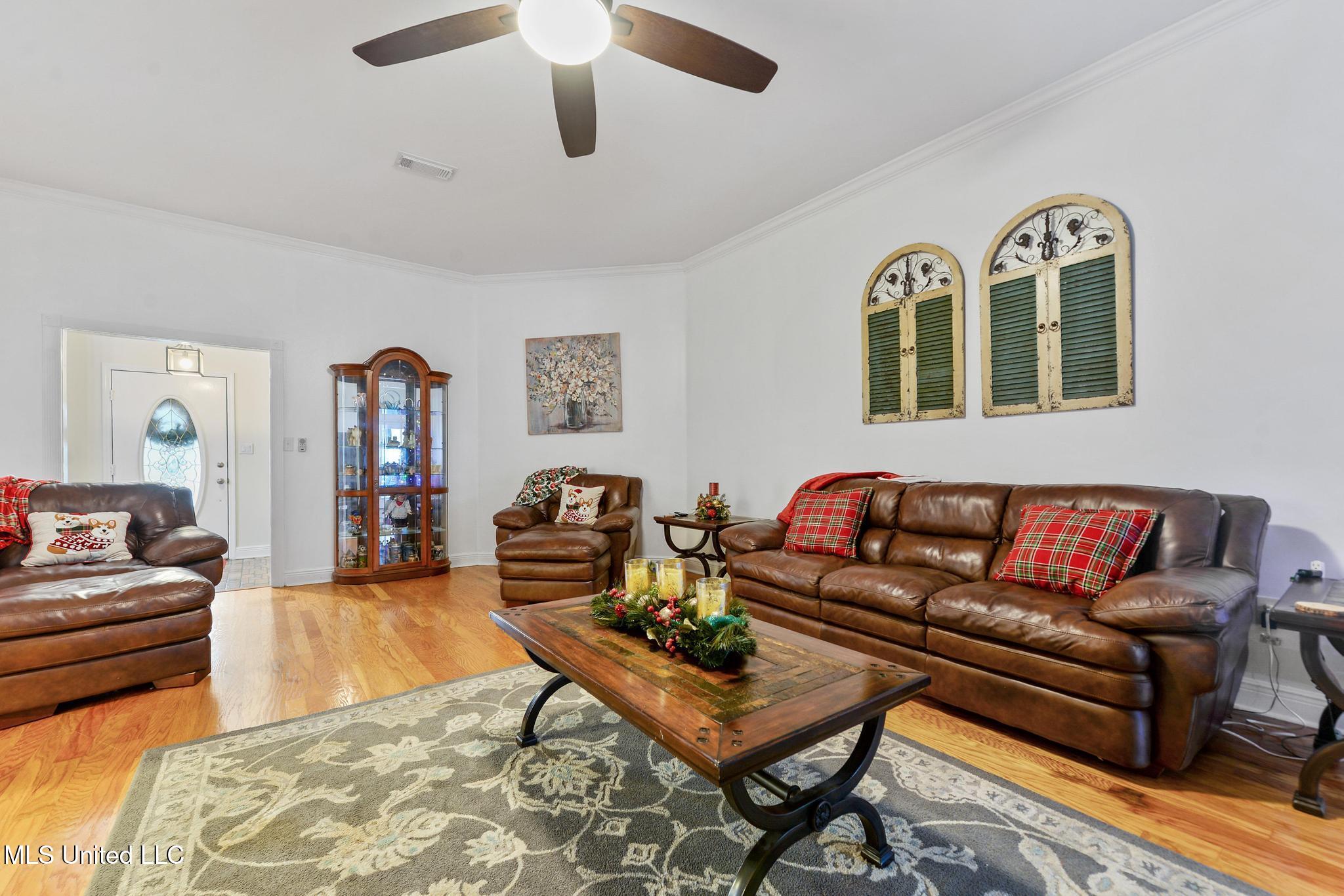 14449 Pine Ridge Road Property Photo 16