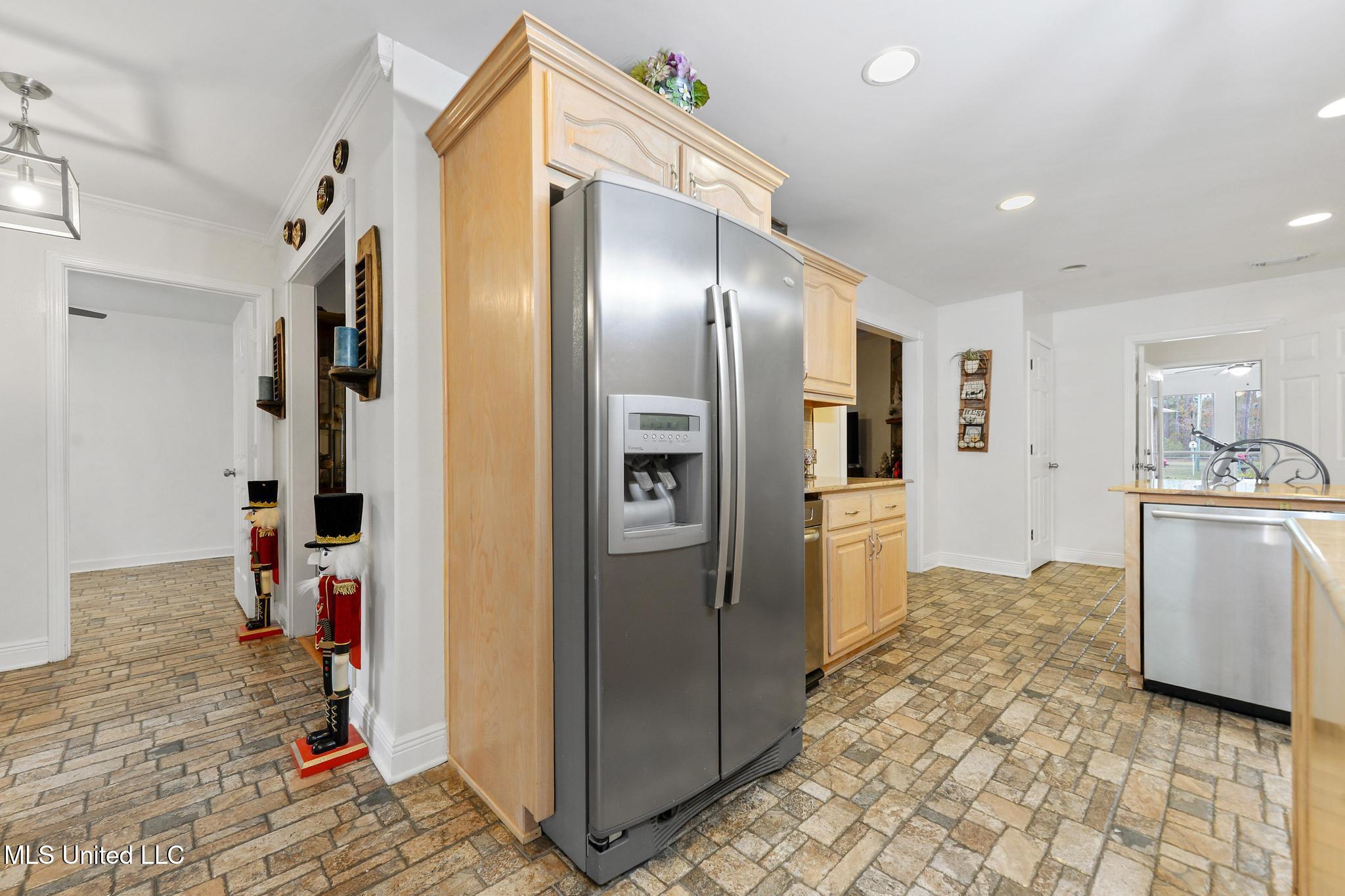 14449 Pine Ridge Road Property Photo 19