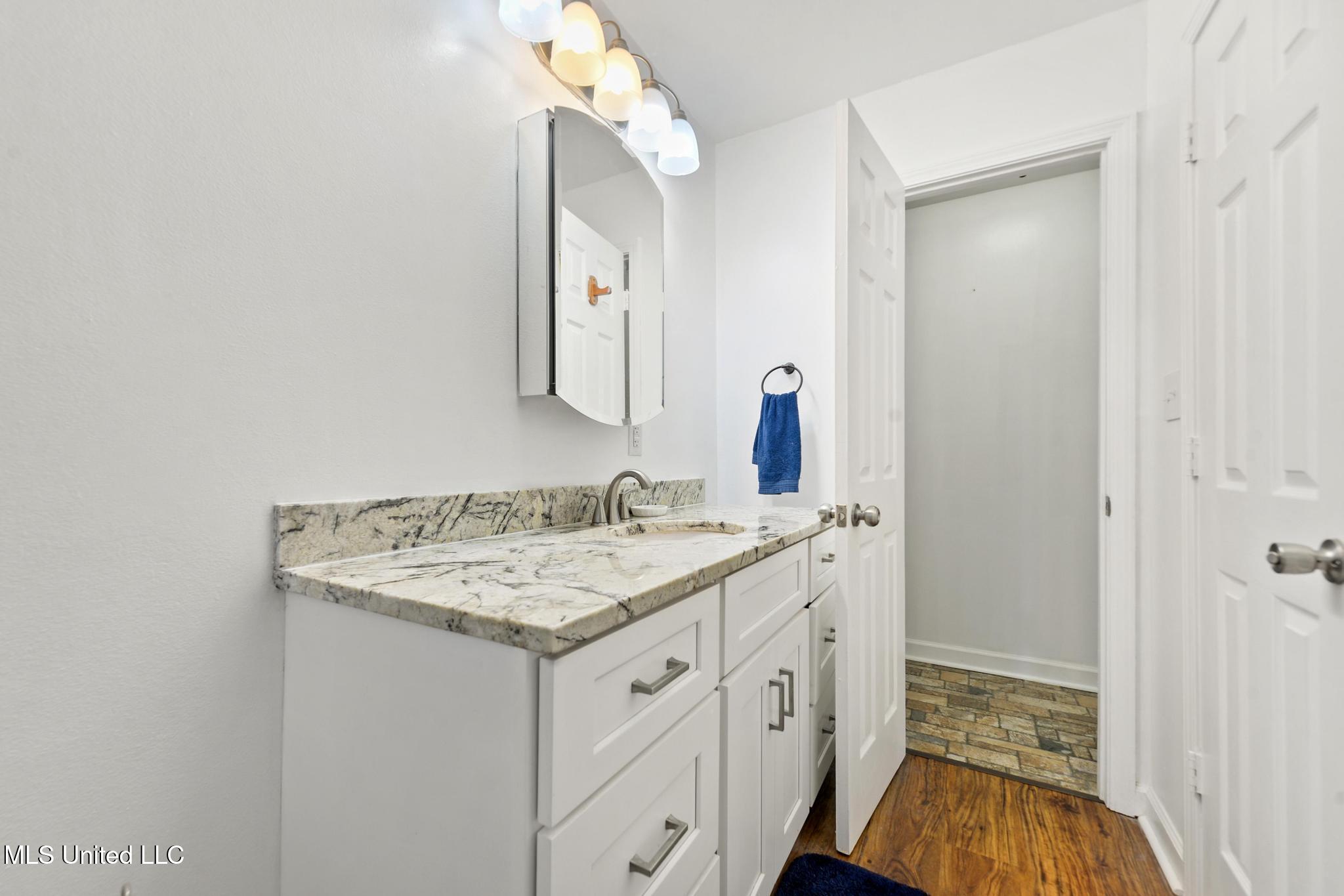 14449 Pine Ridge Road Property Photo 36
