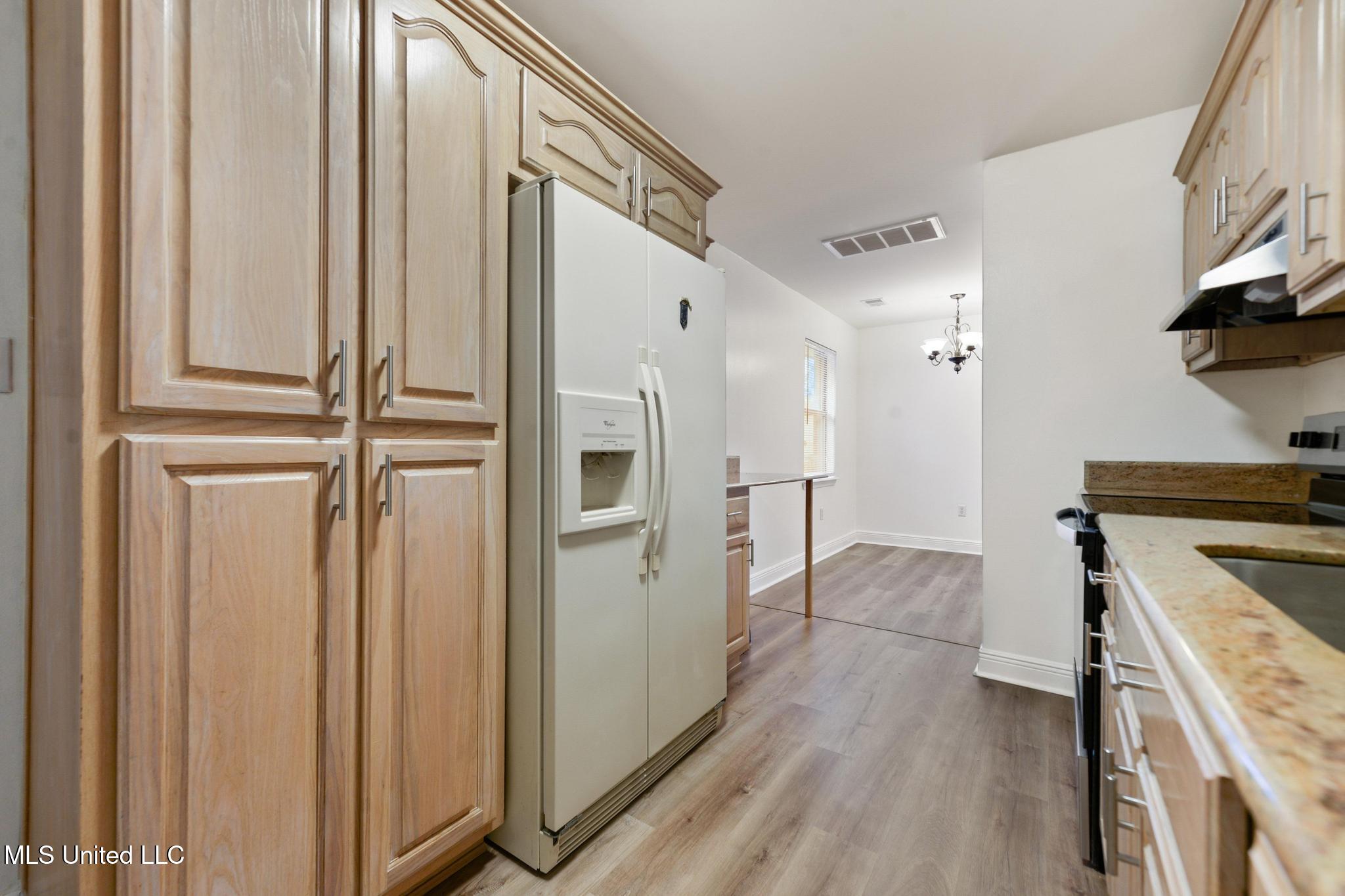14449 Pine Ridge Road Property Photo 43