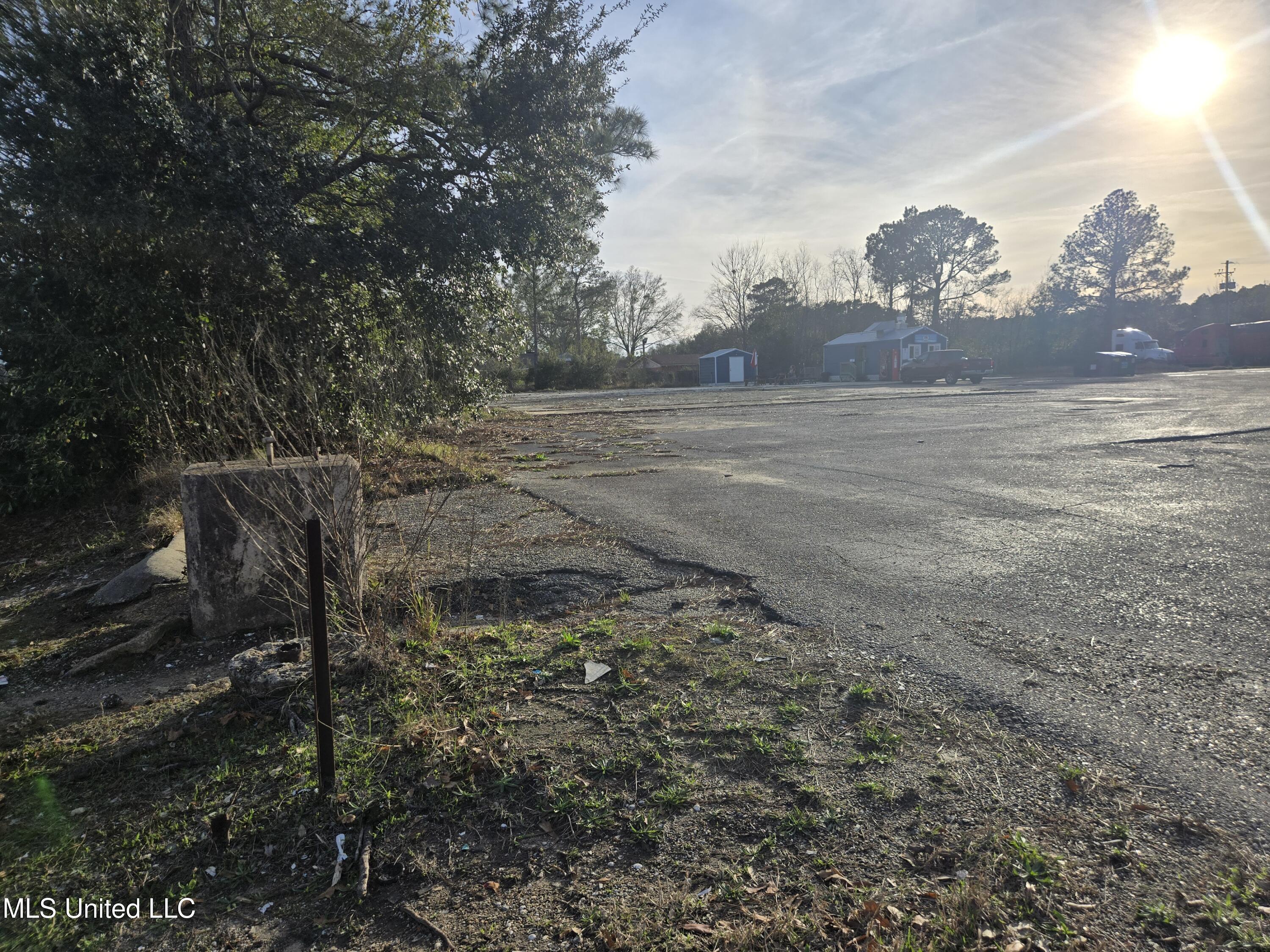 13187 Dedeaux Road Property Photo 7