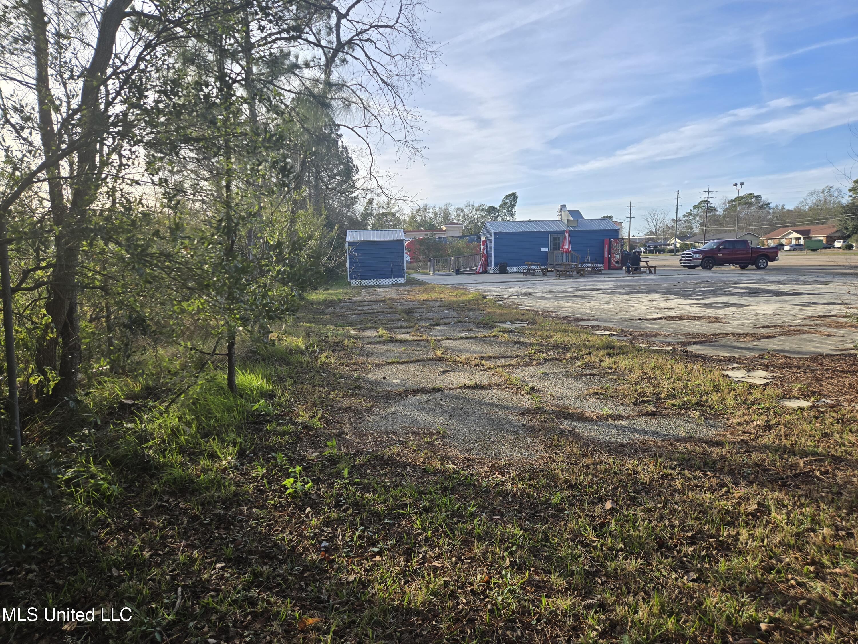 13187 Dedeaux Road Property Photo 9